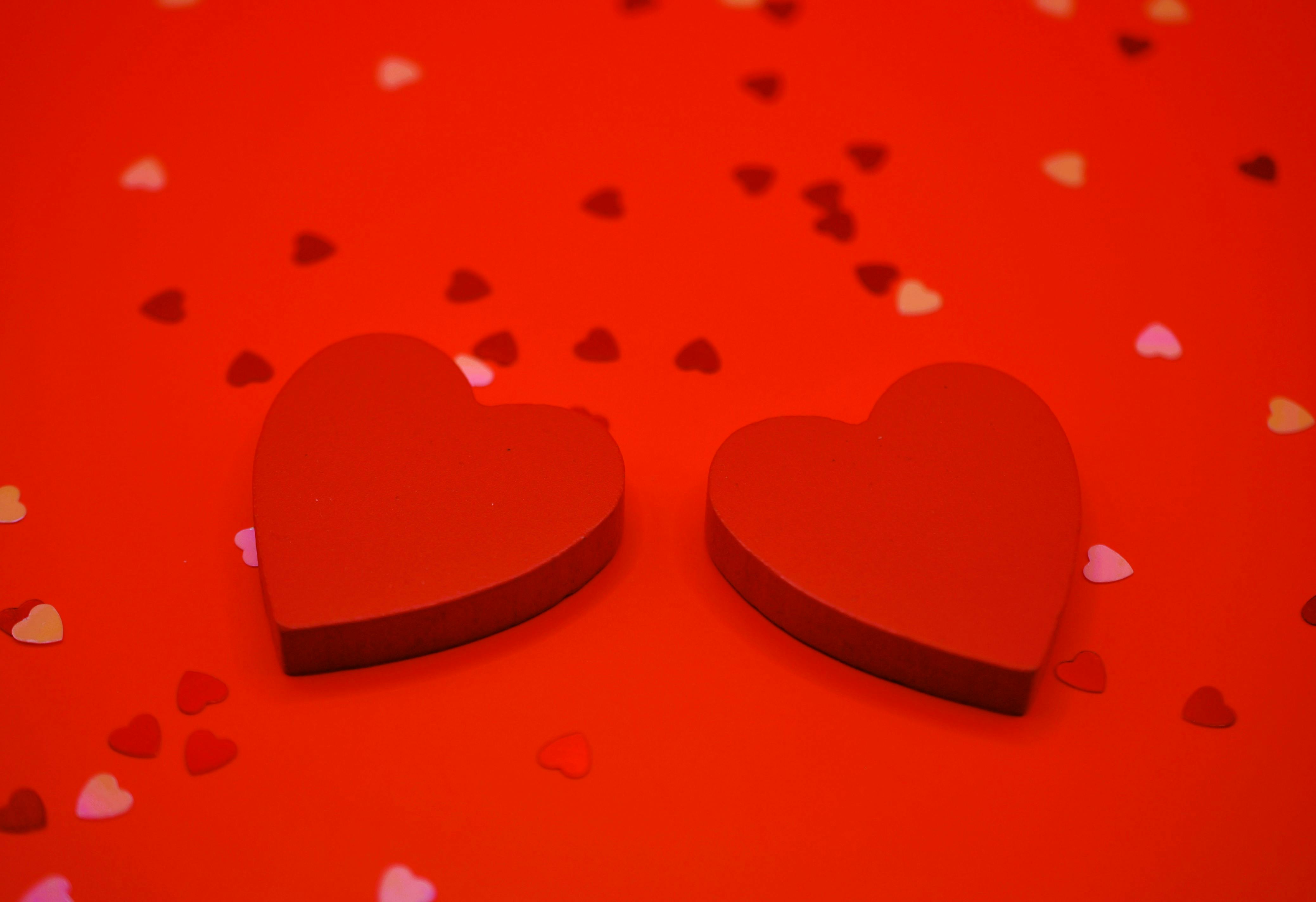 Jak obchodzi się Dzień Zakochanych w różnych częściach świata?