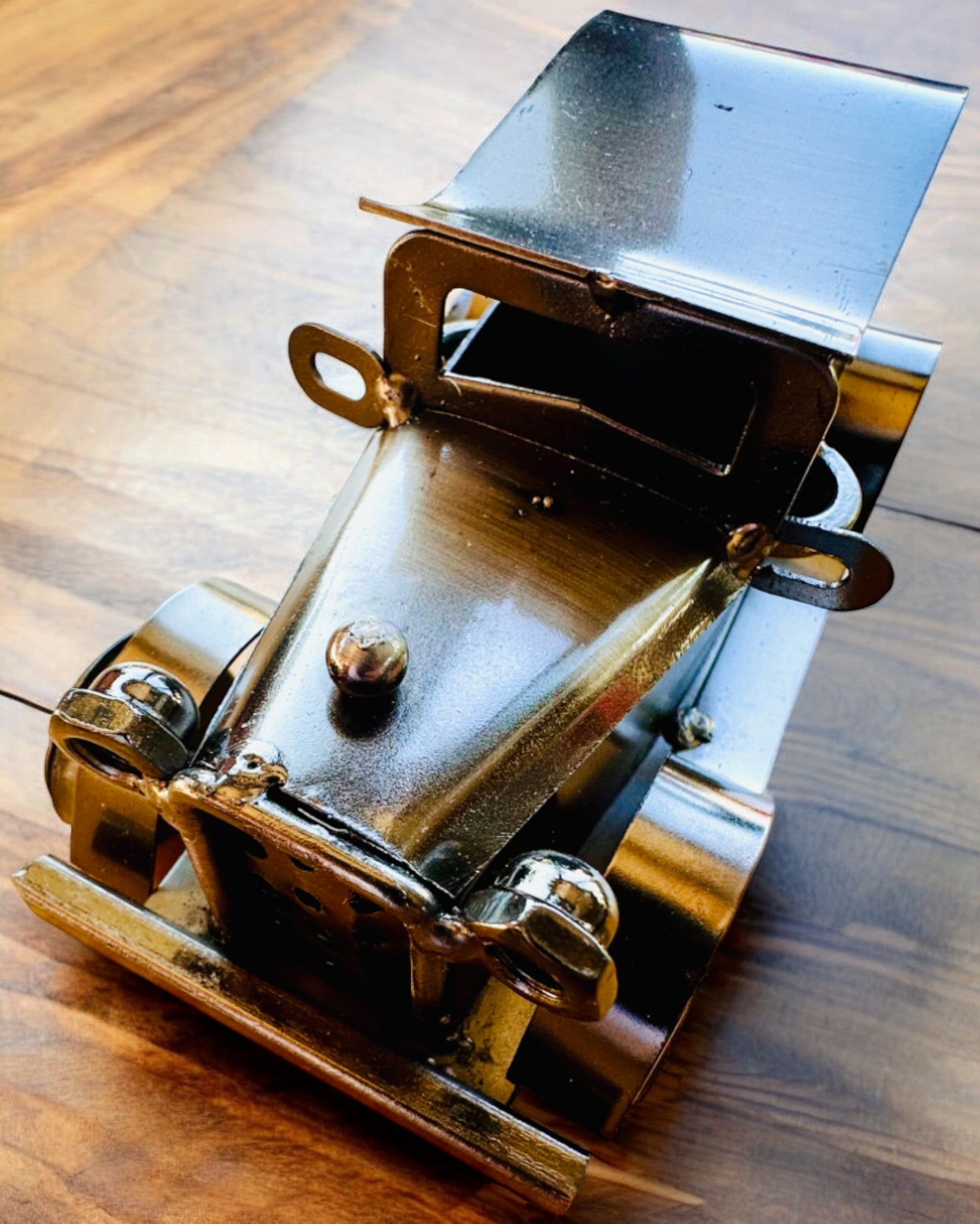 Retro Autko klasyczne, samochód, z Żelaza - Kolekcja "Vintage Drive", model samochodu, personalizacja grawerem na prezent