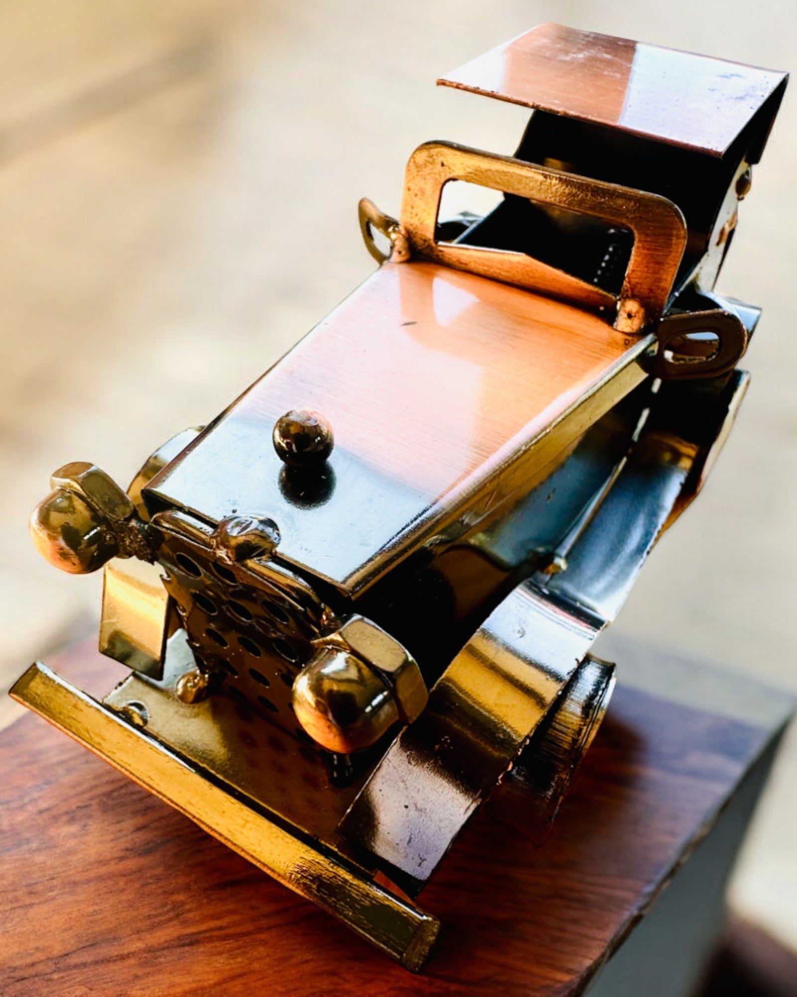 Retro Autko klasyczne, samochód, z Żelaza - Kolekcja "Vintage Drive", model samochodu, personalizacja grawerem na prezent