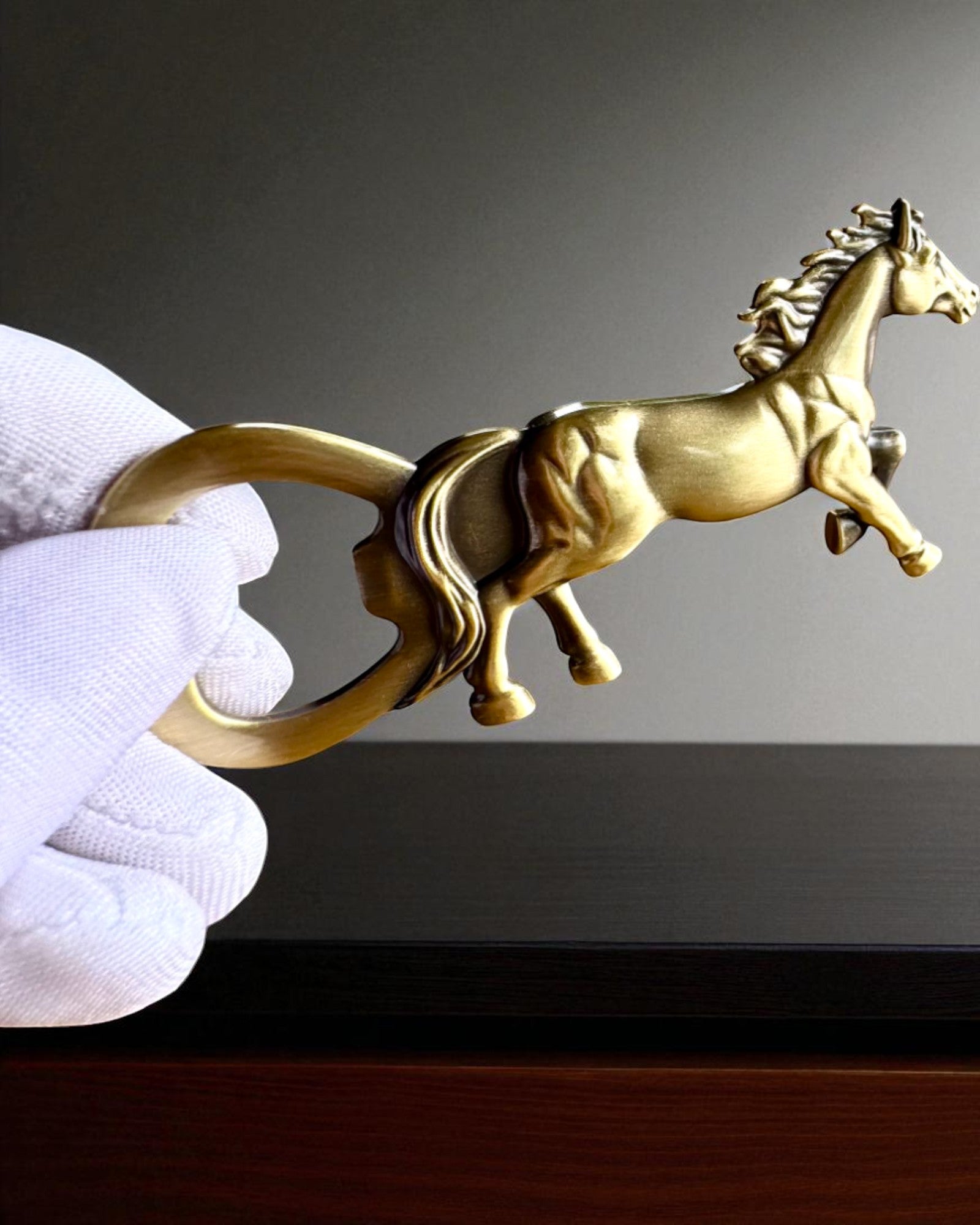 Otvárač na fľaše Vintage Zvieratká - 7 variantov, personalizácia gravírovaním na darček