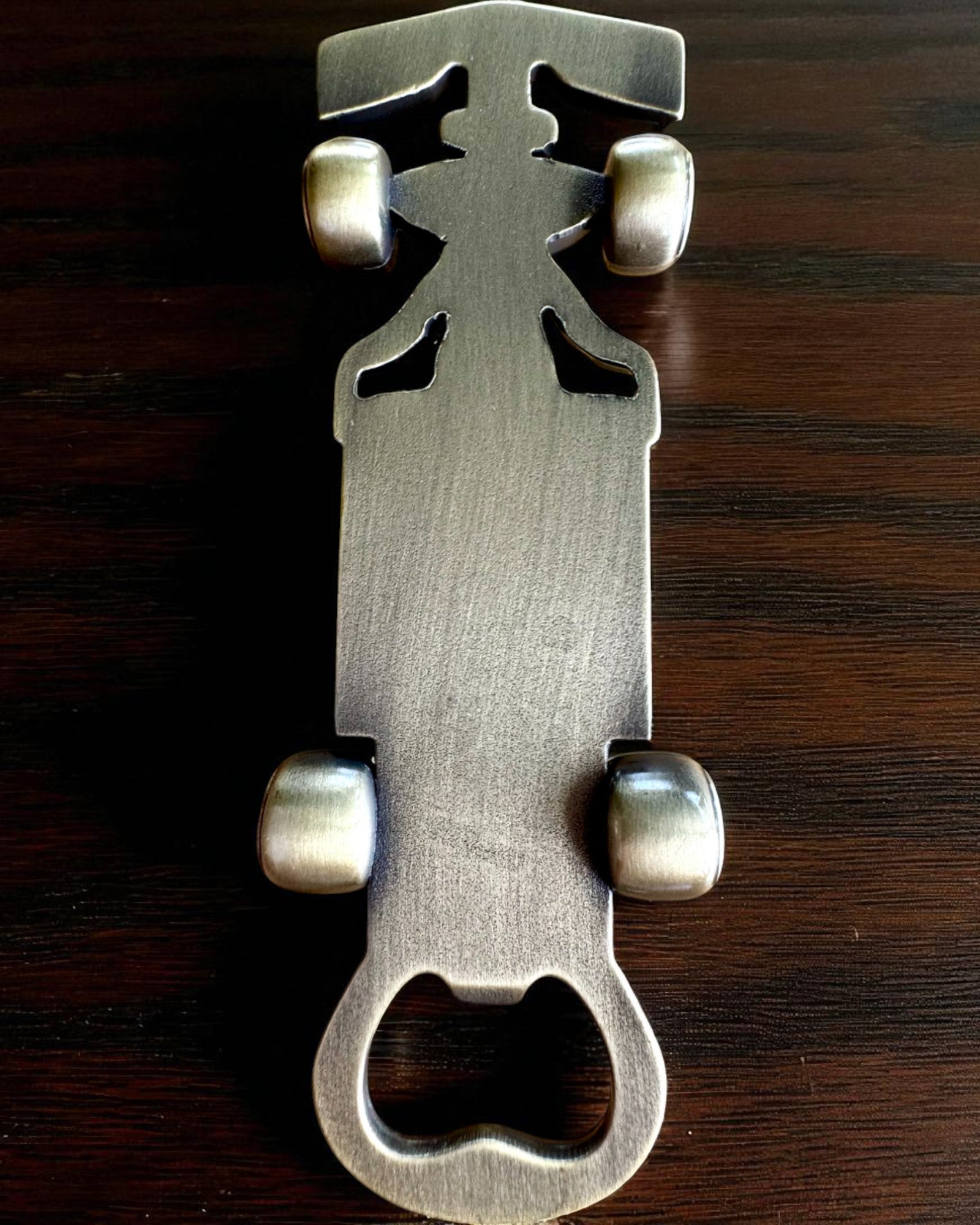 Otwieracz do butelek Vintage Motoryzacja - 3 warianty, personalizacja grawerem na prezent