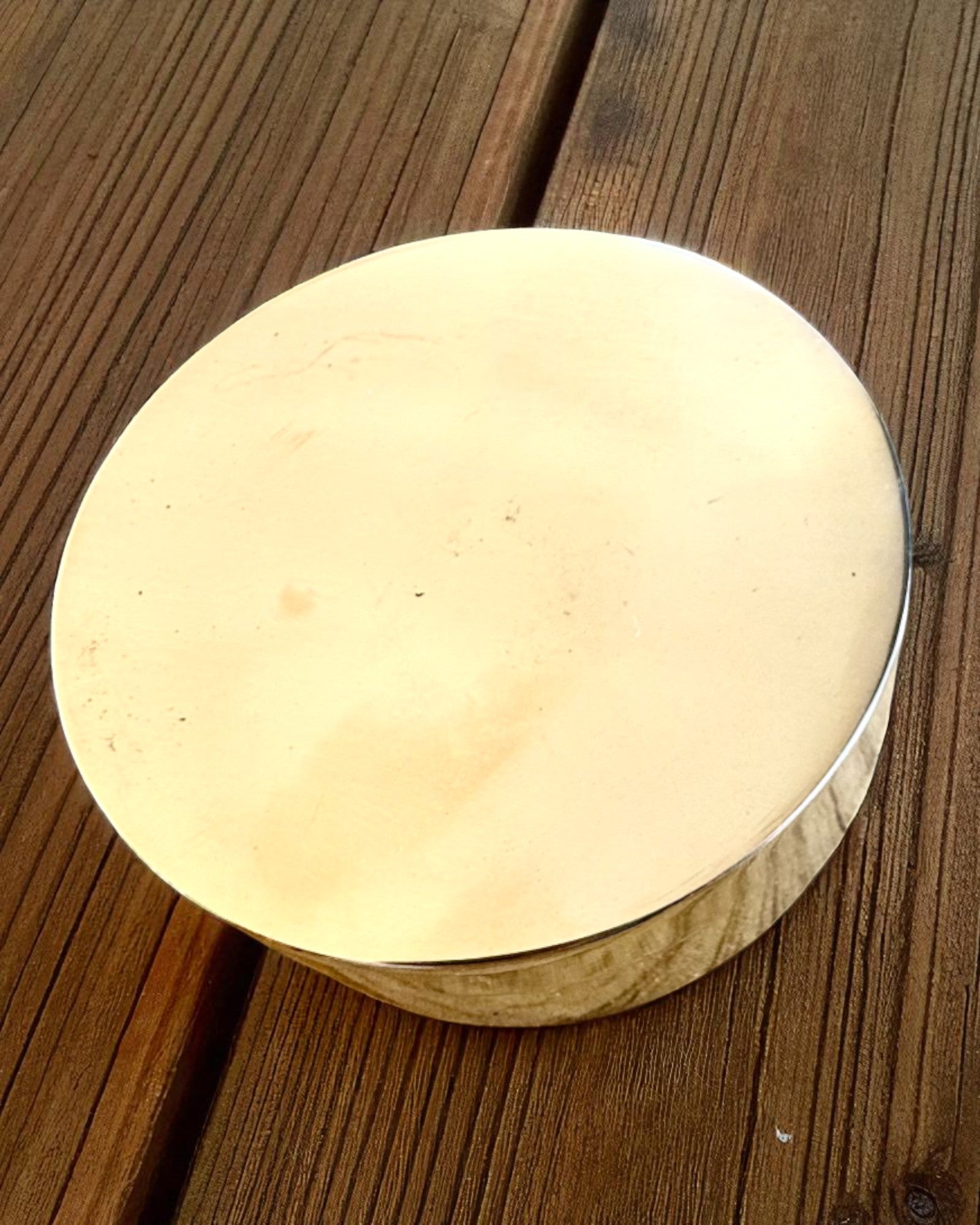 Kompas Słoneczny Voyager 7cm – mosiężny zegar słoneczny z kompasem, personalizacja grawerem na prezent