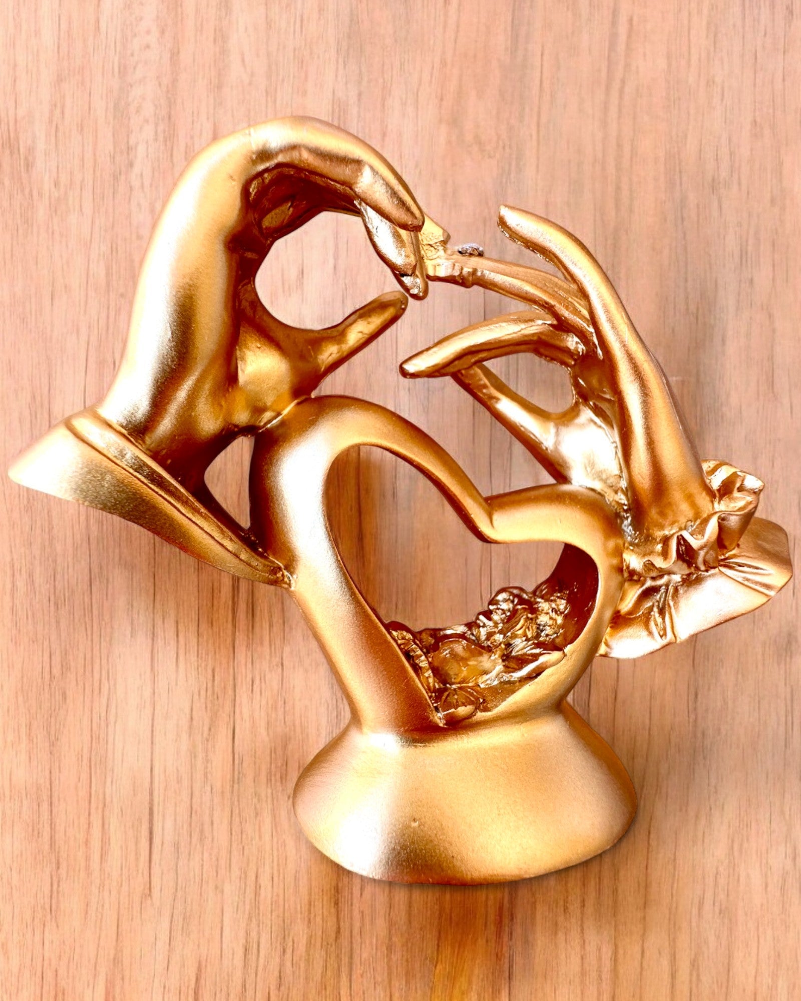 Figúrka "Dotyk Lásky" 10 cm vysoká, s možnosťou gravírovania na darček