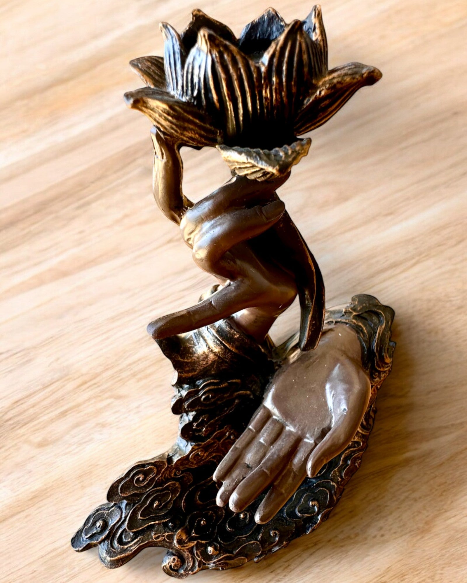 Mystická Ruka, Kadidelnica, držiak na kadidlo s Prúdením, možnosť personalizácie gravírovaním na darček