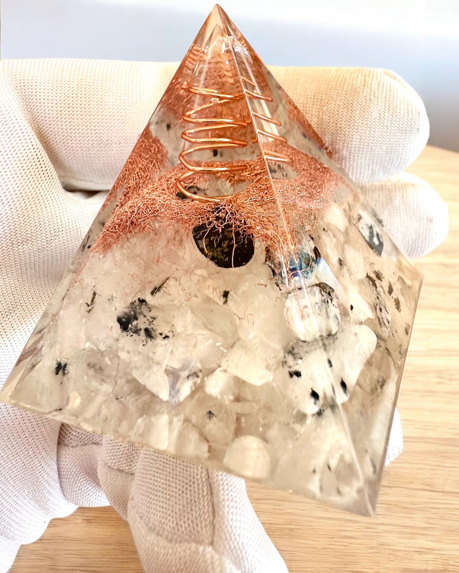 Orgonitová energetická pyramídka "Copper Harmony"