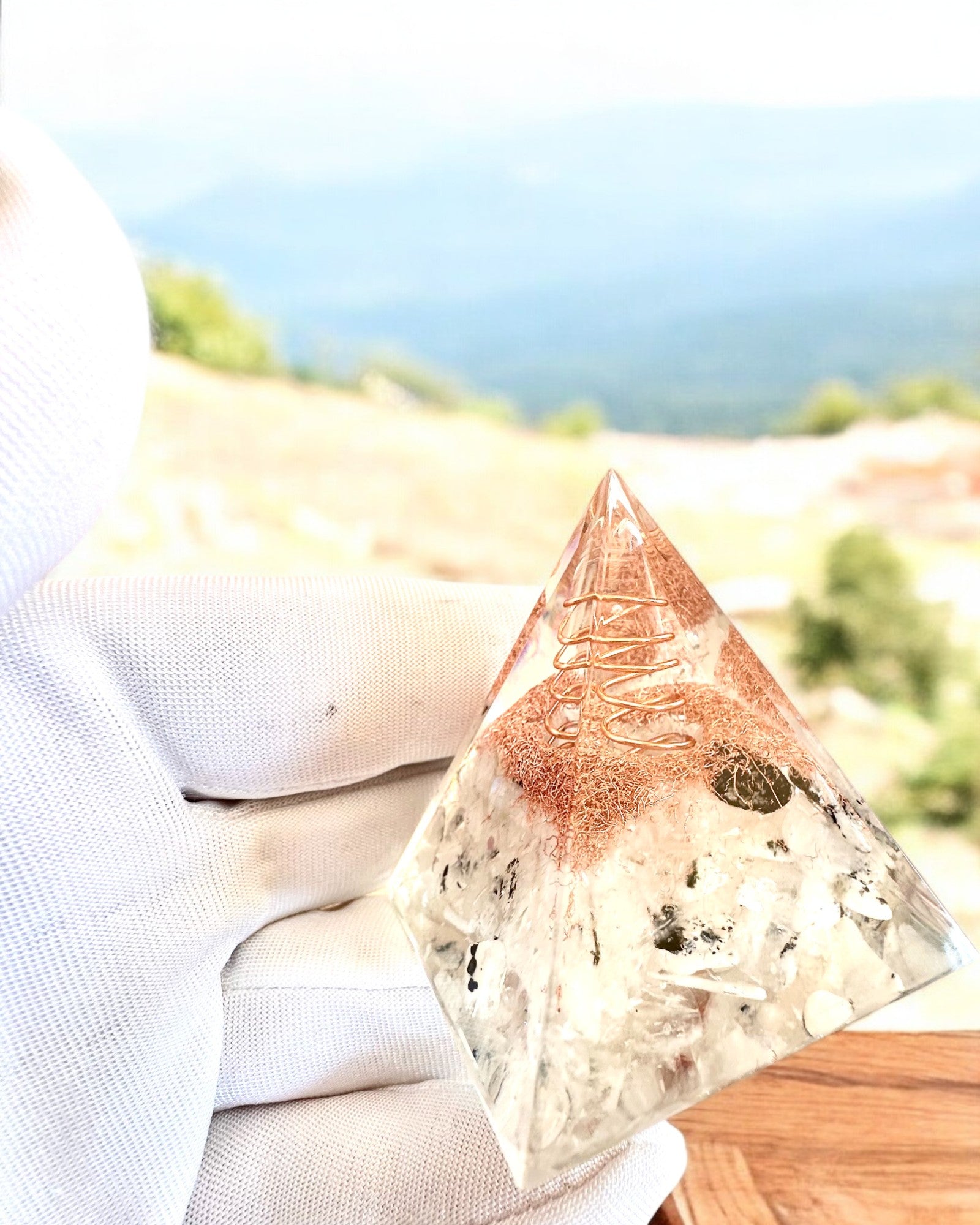 Orgonitová energetická pyramídka "Copper Harmony"