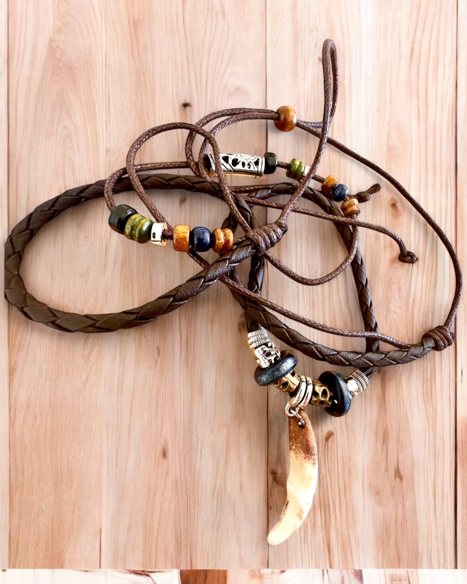 Wilczy Ząb - Náhrdelník Sily - možnosť personalizácie gravírovaním na darček