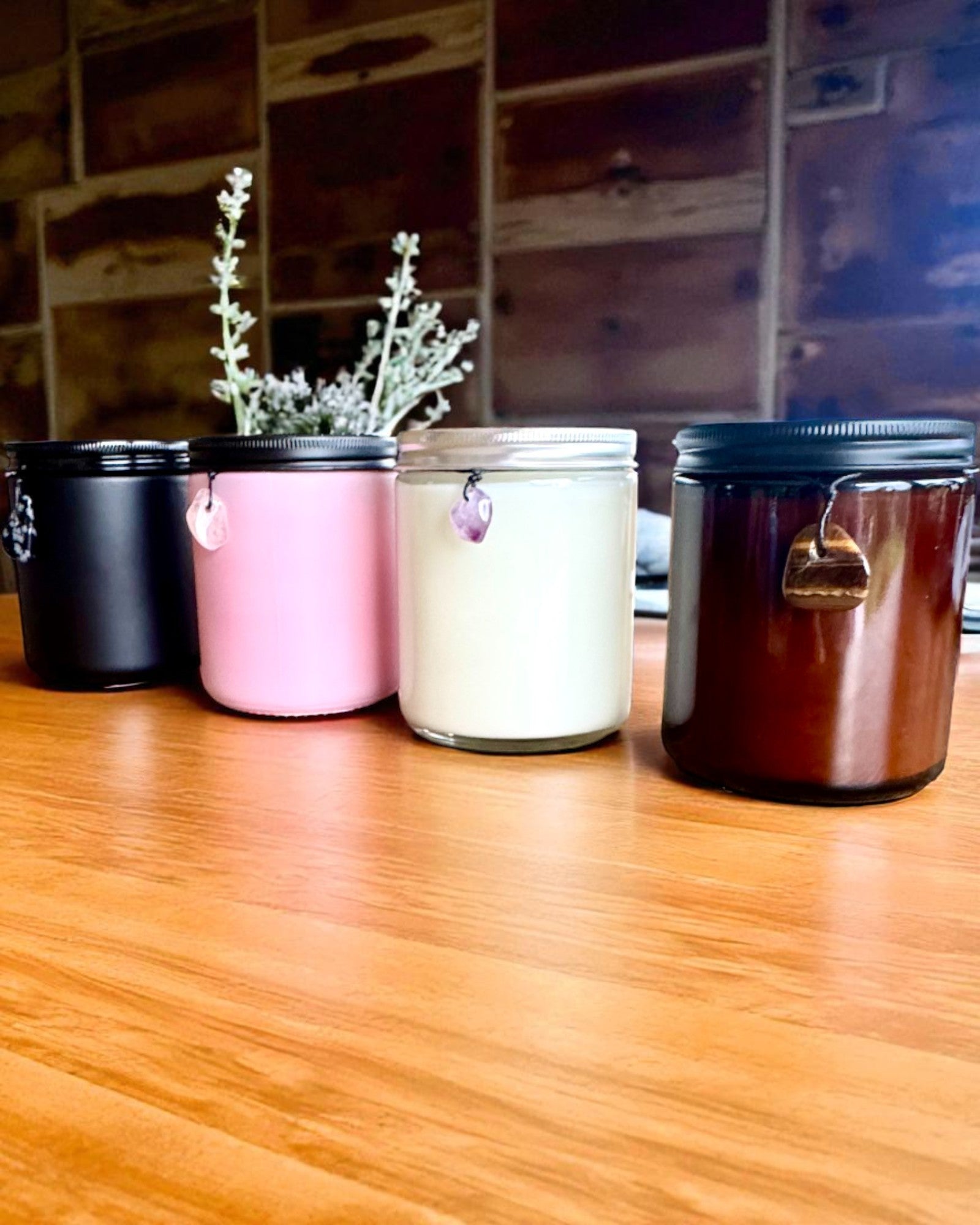 Intenčná sójová sviečka Obsidián – sebadôvera a vnútorná sila, 250 ml, možnosť personalizácie ako darček