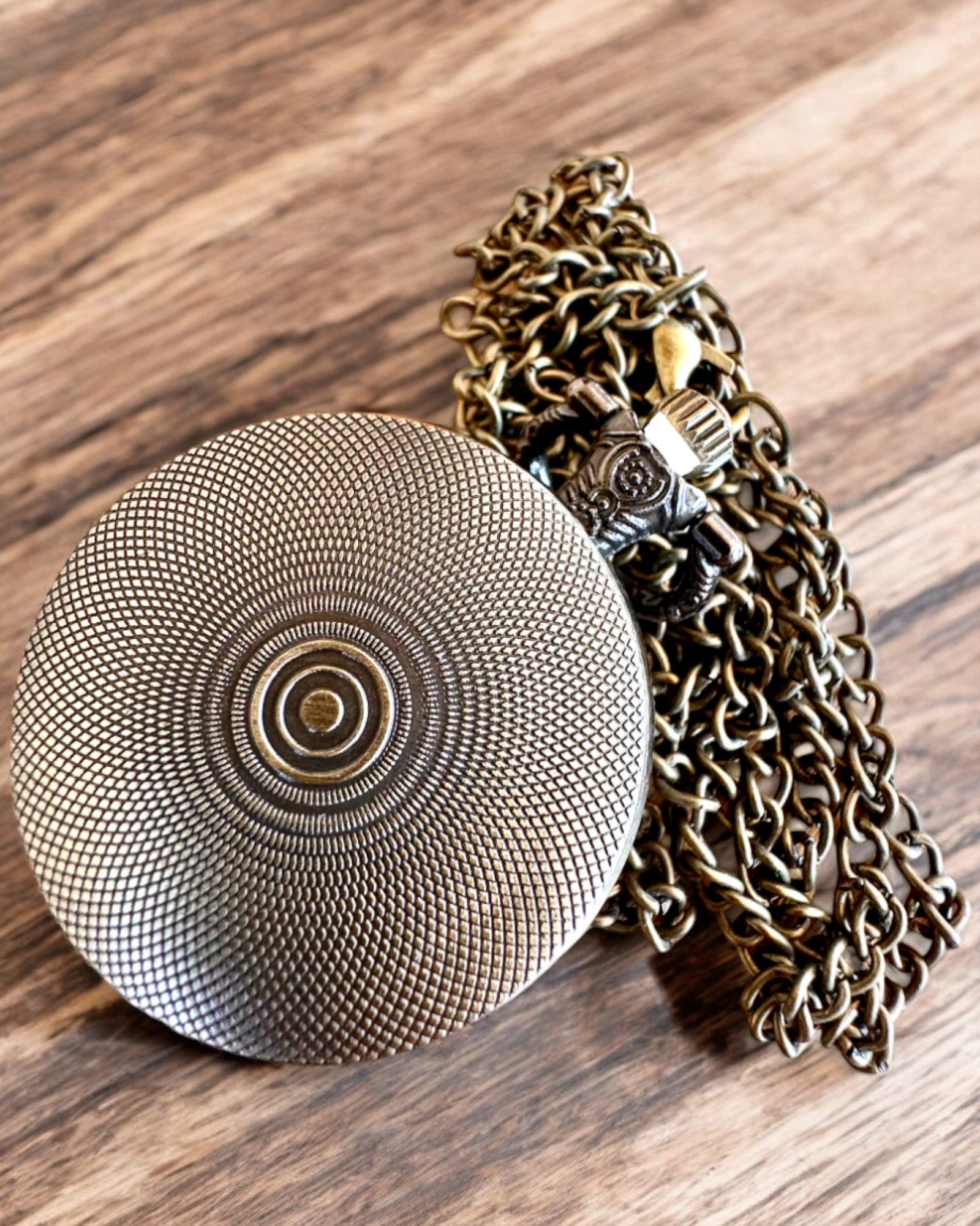 Vreckové hodinky Unicorn Elegance s retiazkou, motív jednorožca, gravírovanie na objednávku zdarma