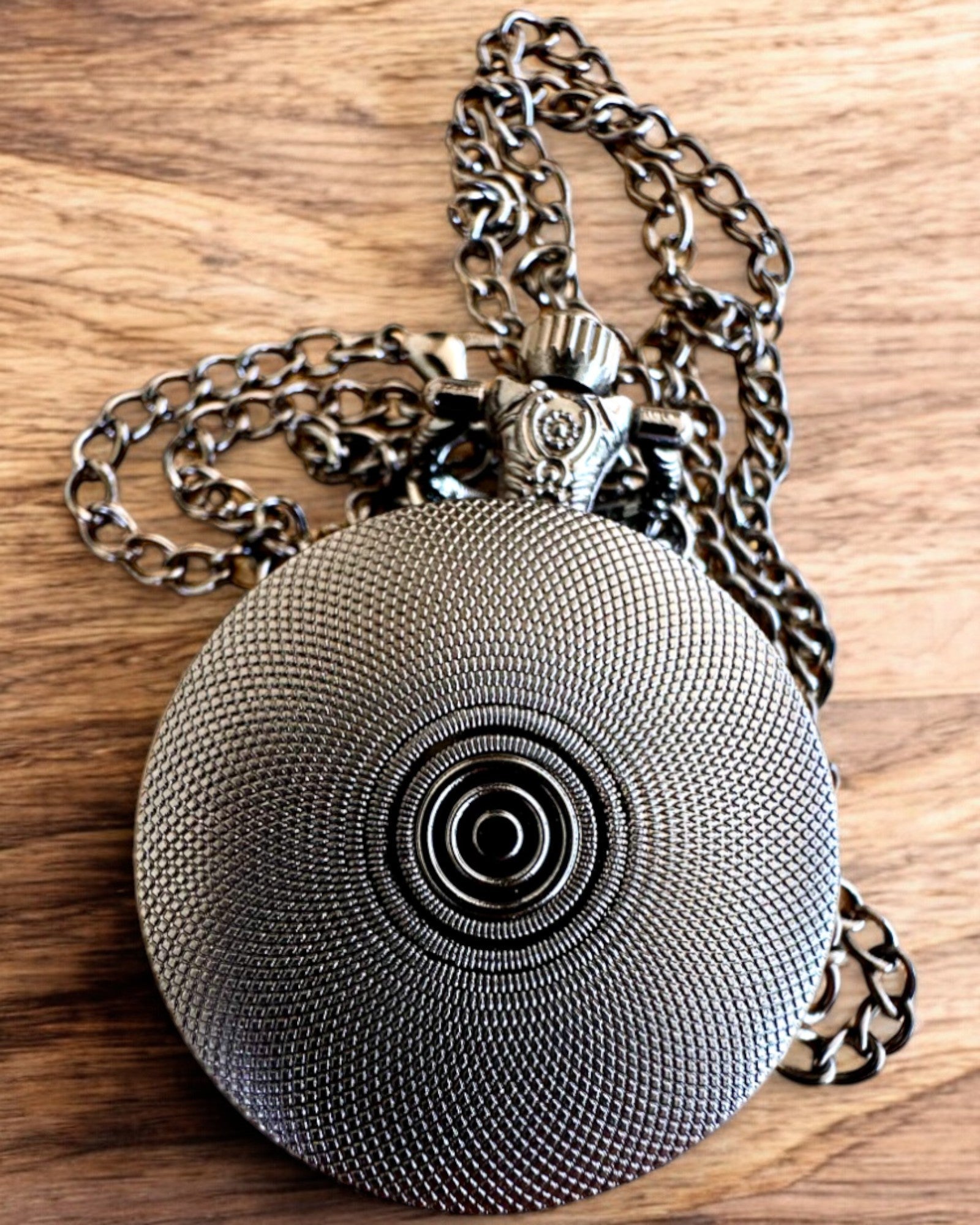 Vreckové hodinky "Róża Mroku" - nehrdzavejúca oceľ, s možnosťou gravírovania ako darček