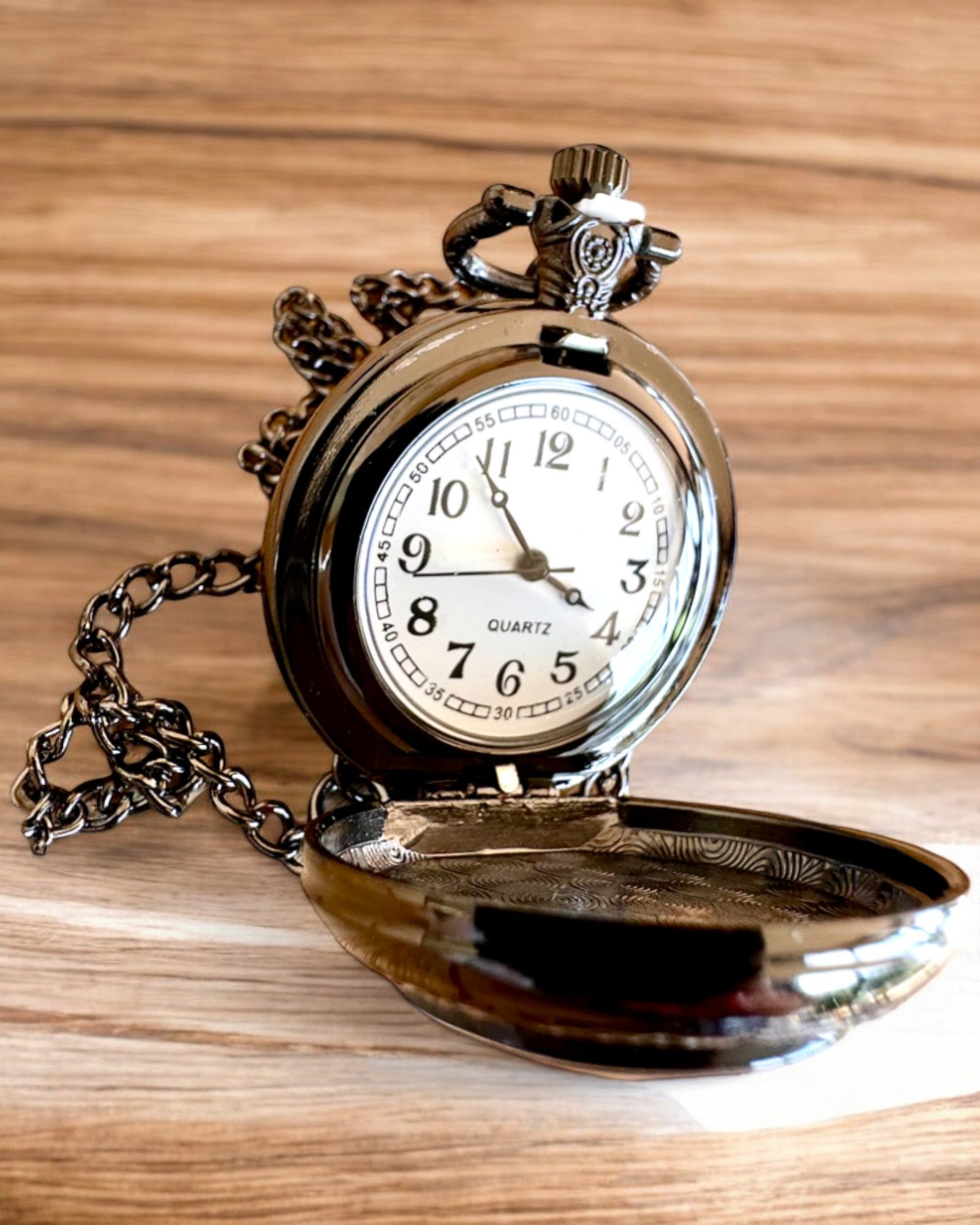 Vreckové hodinky Unicorn Elegance s retiazkou, motív jednorožca, gravírovanie na objednávku zdarma