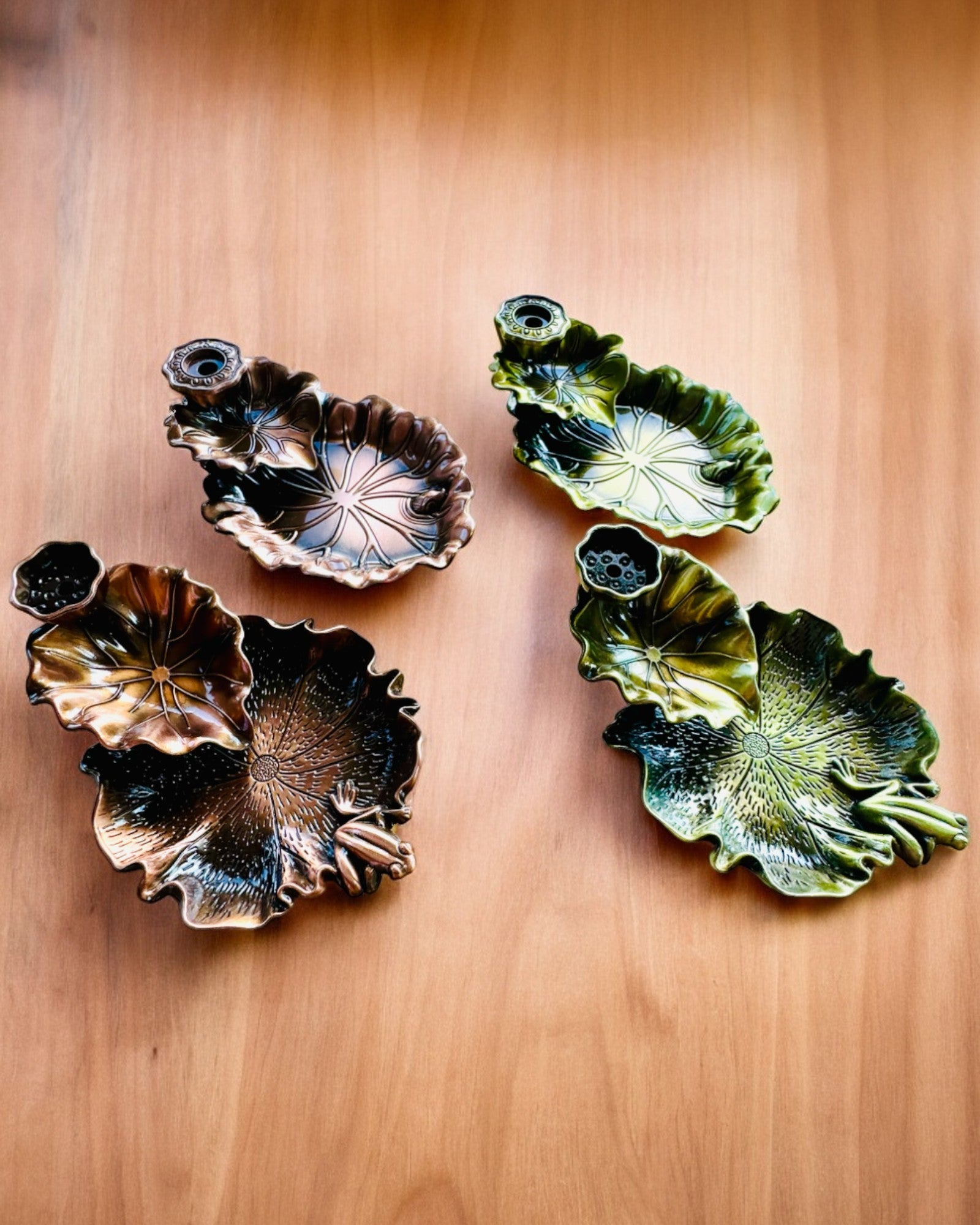 Elegantný kovový držiak na kadidlo Lotosový list - 4 varianty na výber, možnosť personalizácie gravírovaním na darček