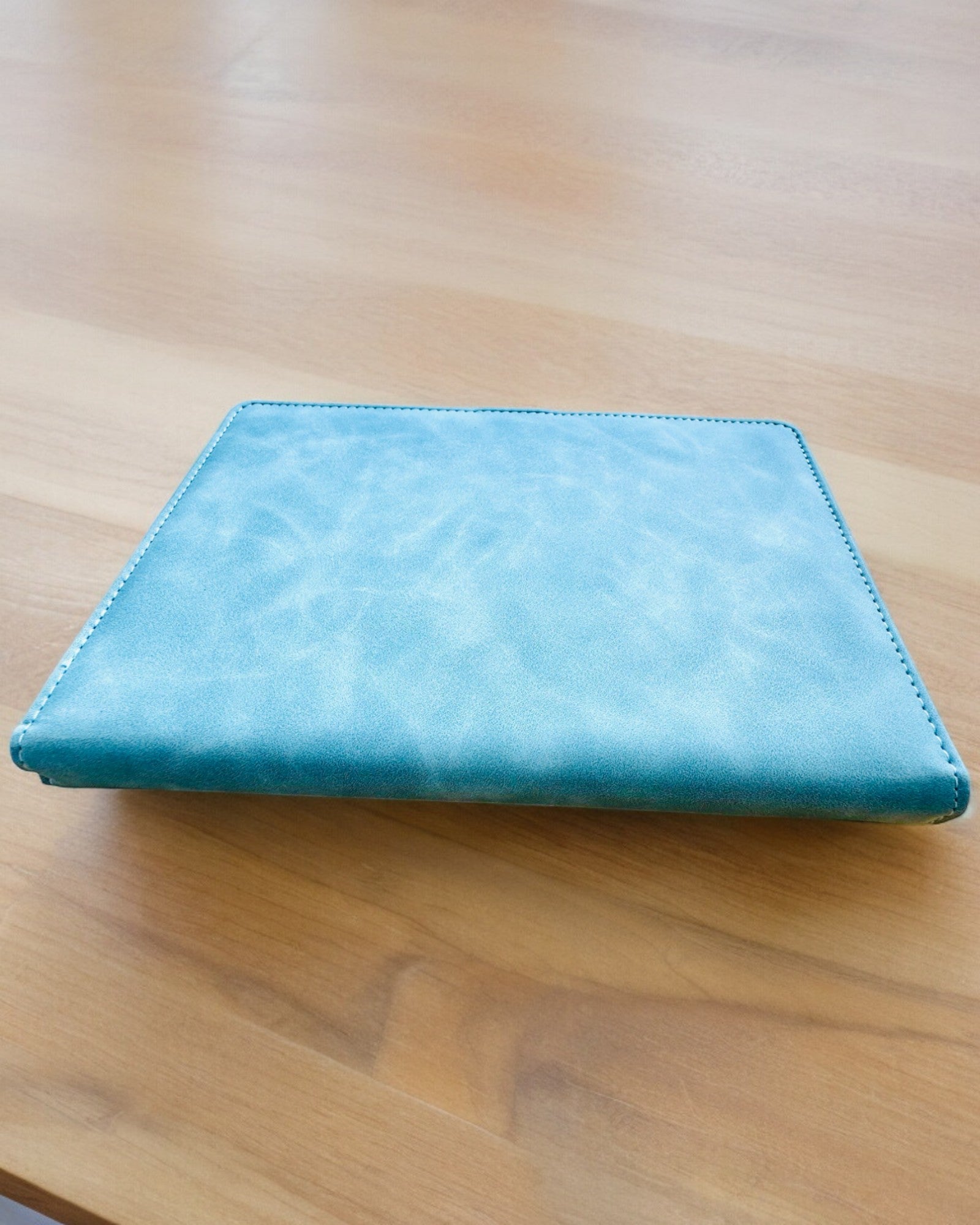 Tajný Zápisník A5 Vintage so zámkom na kód - Vyberte Si Svoj Štýl, personalizácia gravírovaním na darček