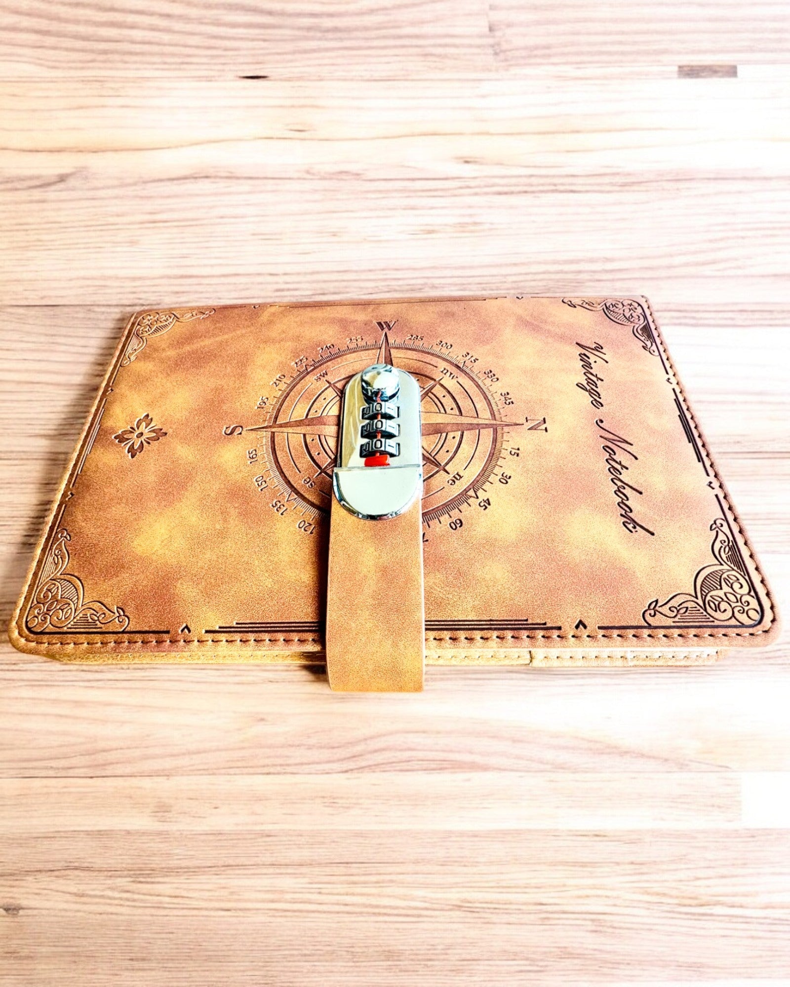 Tajný Zápisník A5 Vintage so zámkom na kód - Vyberte Si Svoj Štýl, personalizácia gravírovaním na darček