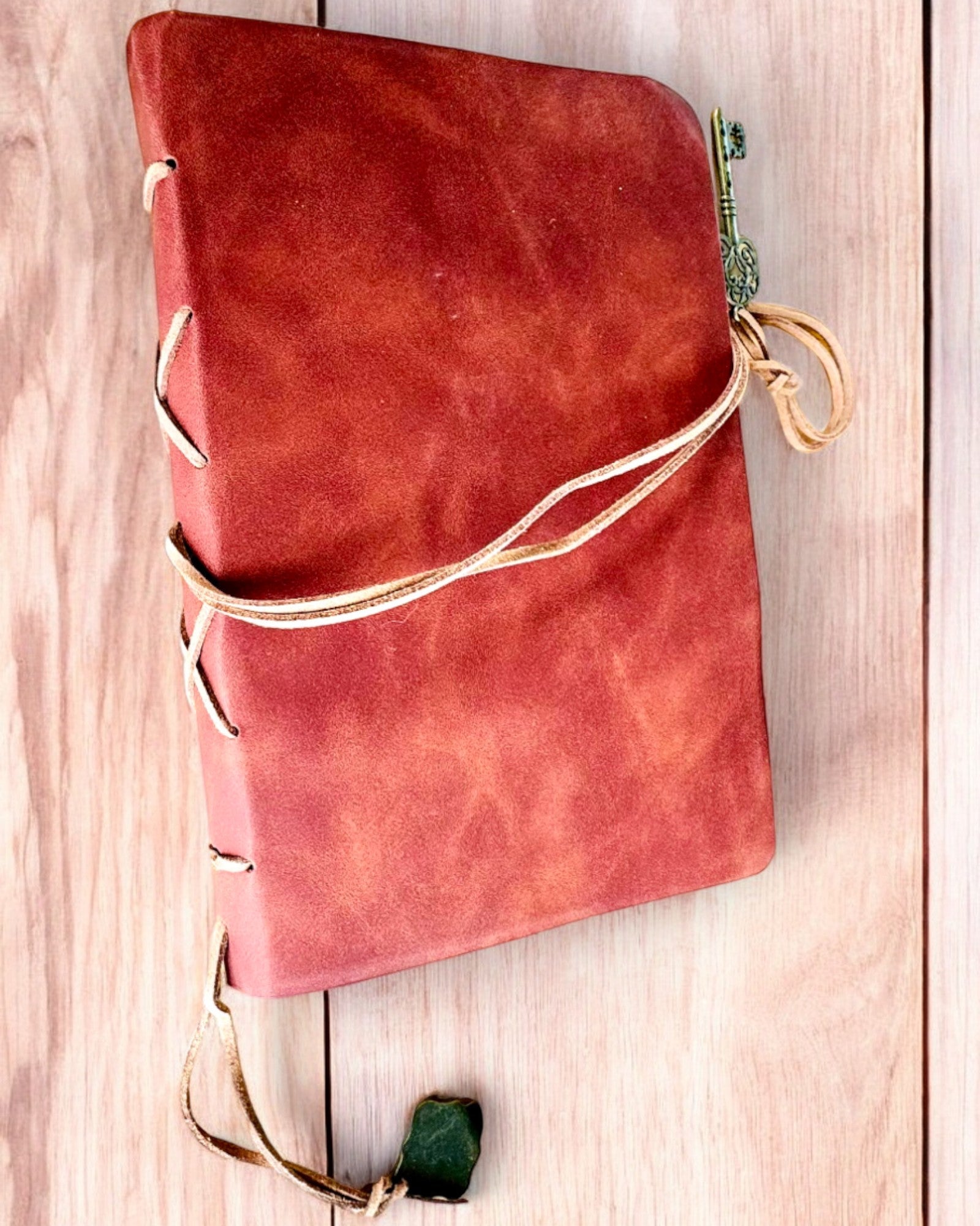 Vintage zápisník "Klúč Minulosti" - Možnosť gravírovania na darček, notes