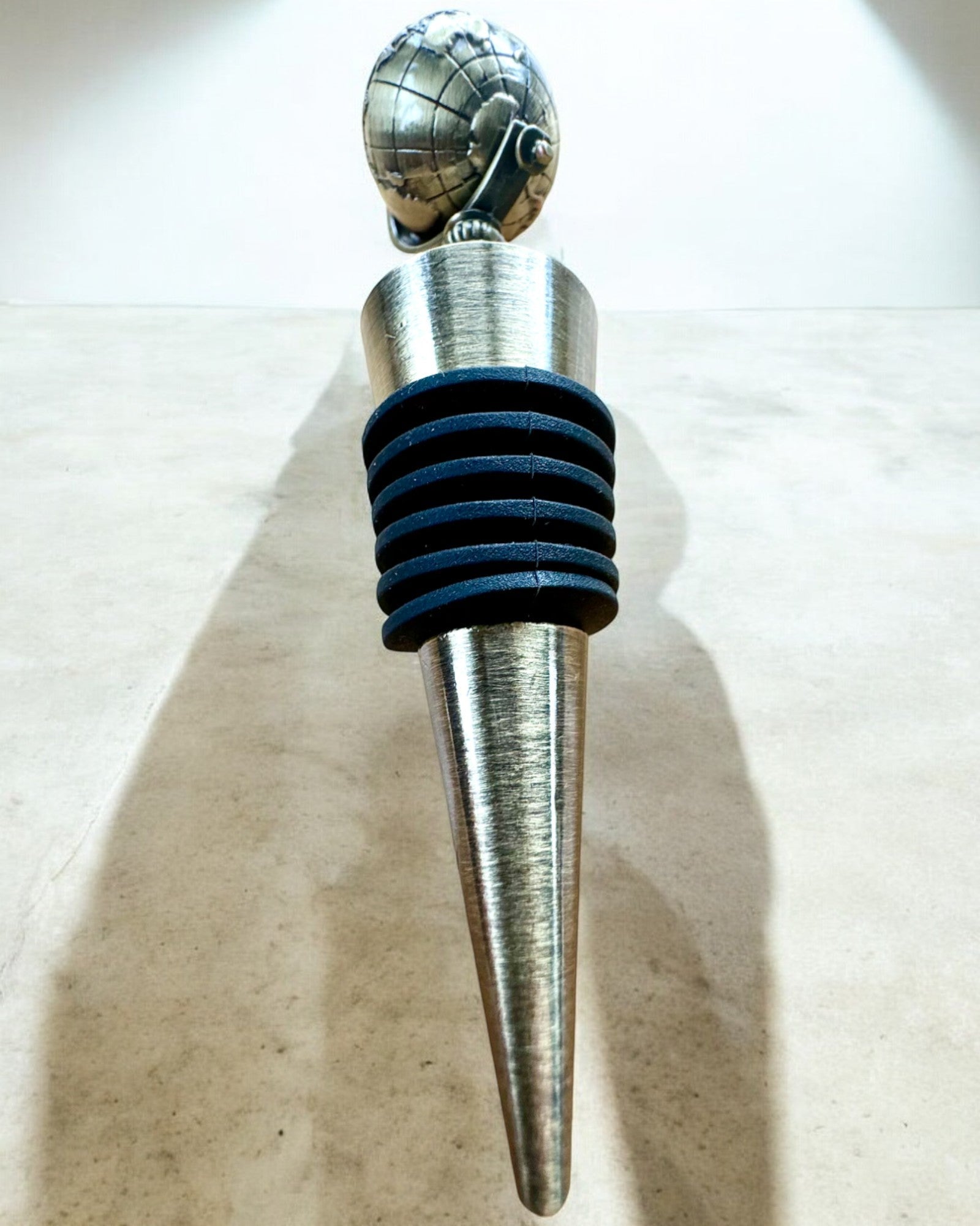 GloboStop - Zátka na víno s gravírovaním, možnosť personalizácie gravírovaním na darček