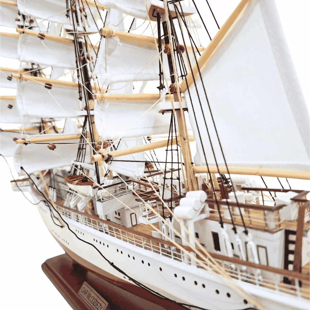 Ekskluzywny Model Żaglowca Statku Dar Młodzieży XXL 71 cm, możliwość personalizacji grawerem