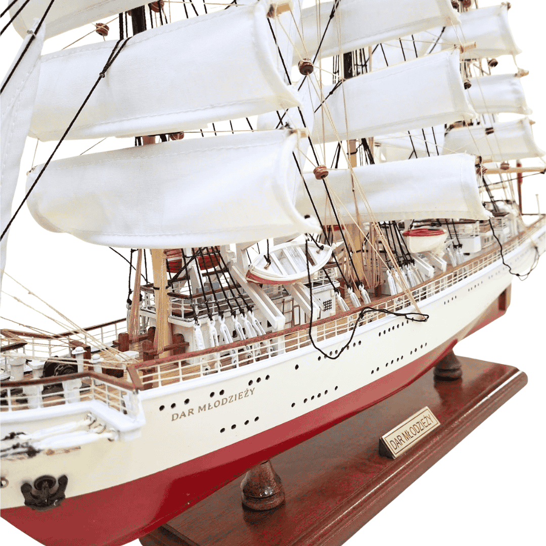 Ekskluzywny Model Żaglowca Statku Dar Młodzieży XXL 71 cm, możliwość personalizacji grawerem