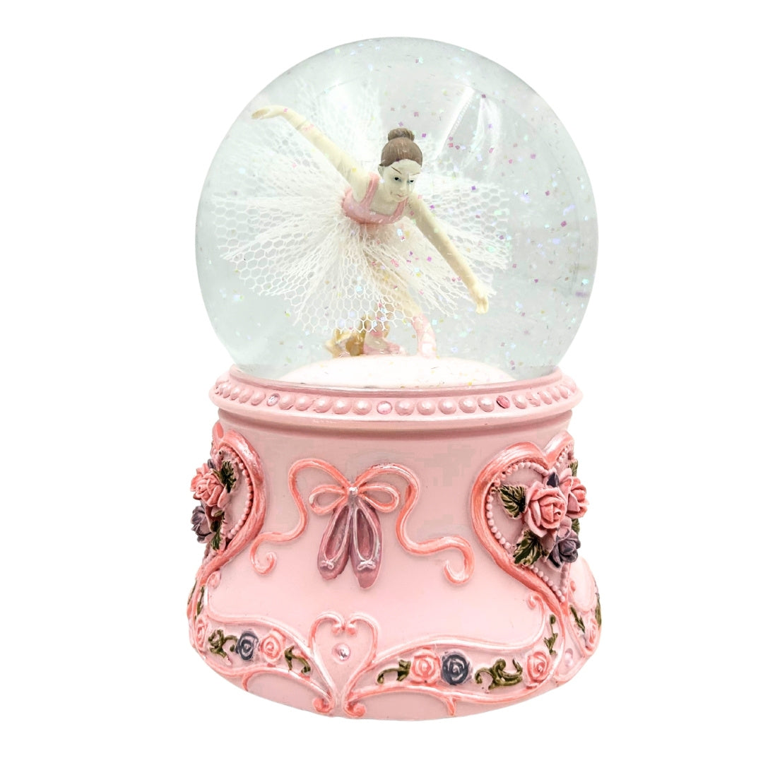 Tancujúca baletka v sklenenej guli 15cm s personalizovaným gravírovaním - elegantná hracia skrinka s pastelovou základňou a melódiou Labutie jazero
