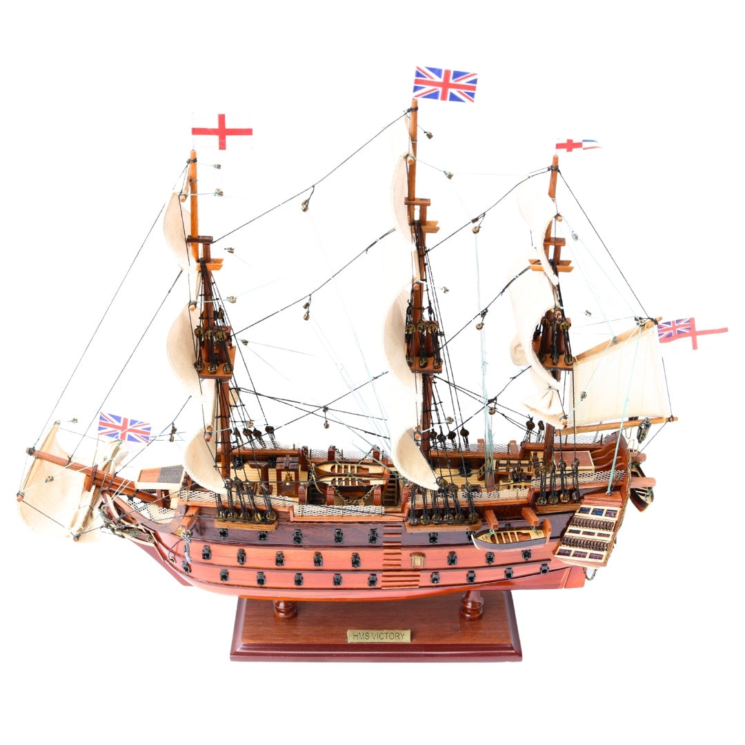 Model Żaglowca HMS Victory Złożony 54 cm - Ręcznie Wykonana Replika z Możliwością Personalizacji Grawerem - Idealny Prezent dla Miłośników Żeglarstwa - Wysoka Jakość, Elegancka Drewniana Podstawa