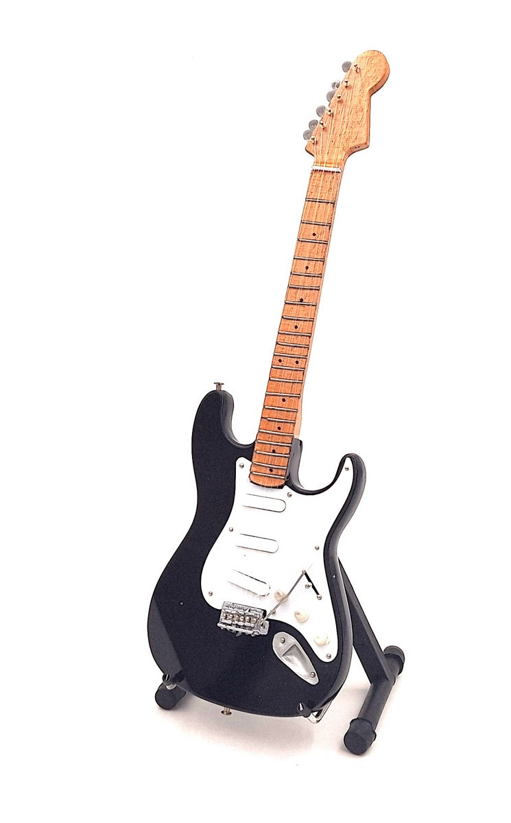 Mini gitara inšpirovaná Kurtom Cobainom s možnosťou personalizácie gravírovaním, ručne vyrobená z mahagónového dreva, čierna/biela, výška 27,5 cm