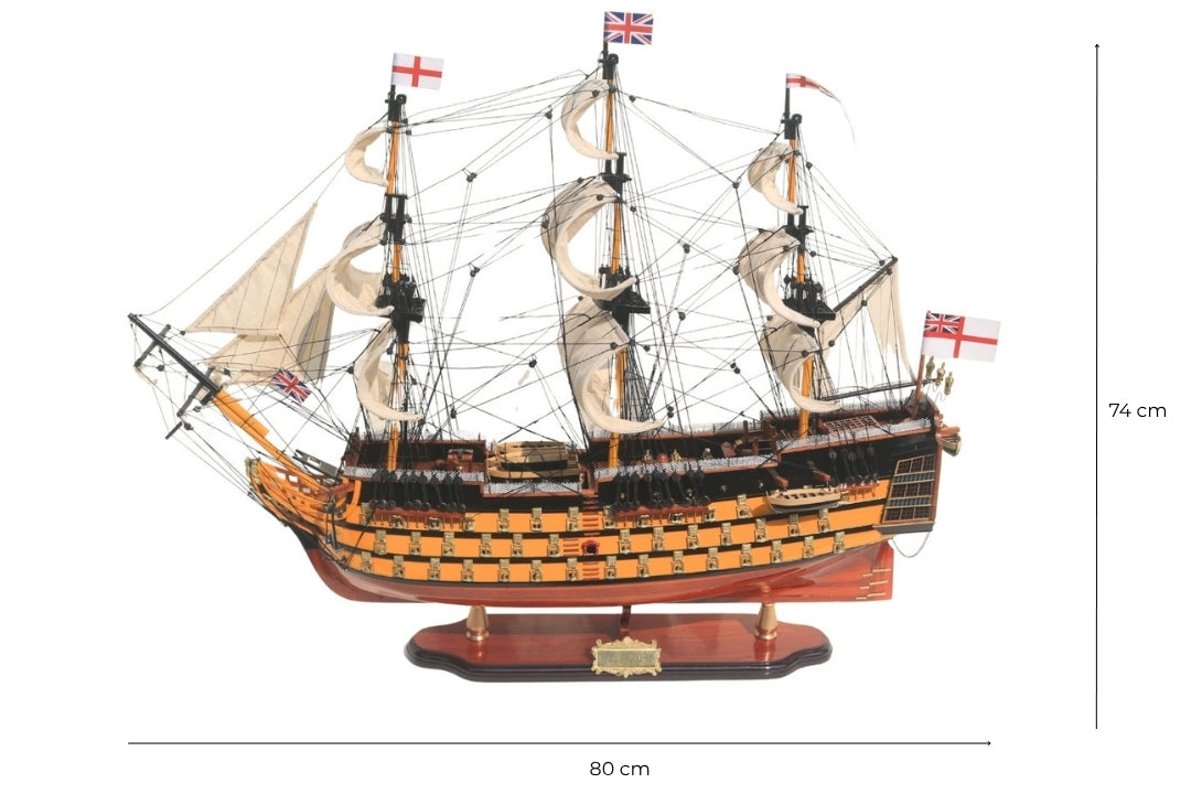 Model plachetnice HMS Victory 80cm zložený s možnosťou personalizácie gravírovaním - exkluzívna dekorácia ako darček, ručne vyrobený z exotického dreva, vysoká kvalita a dôraz na detaily