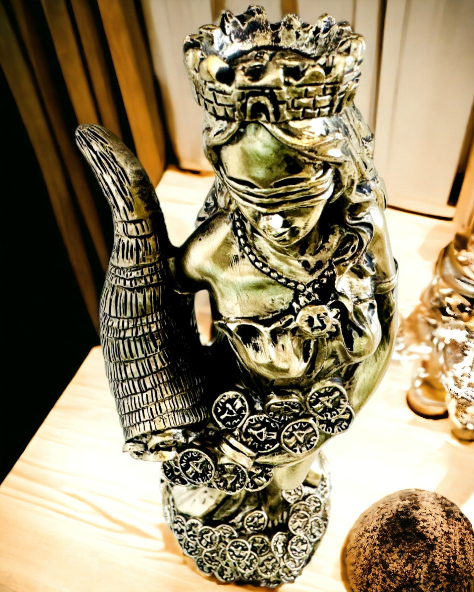 "Socha Bohyne Abundancie" - Dekoratívna Živicová Socha Šťastia do Domu a Kancelárie