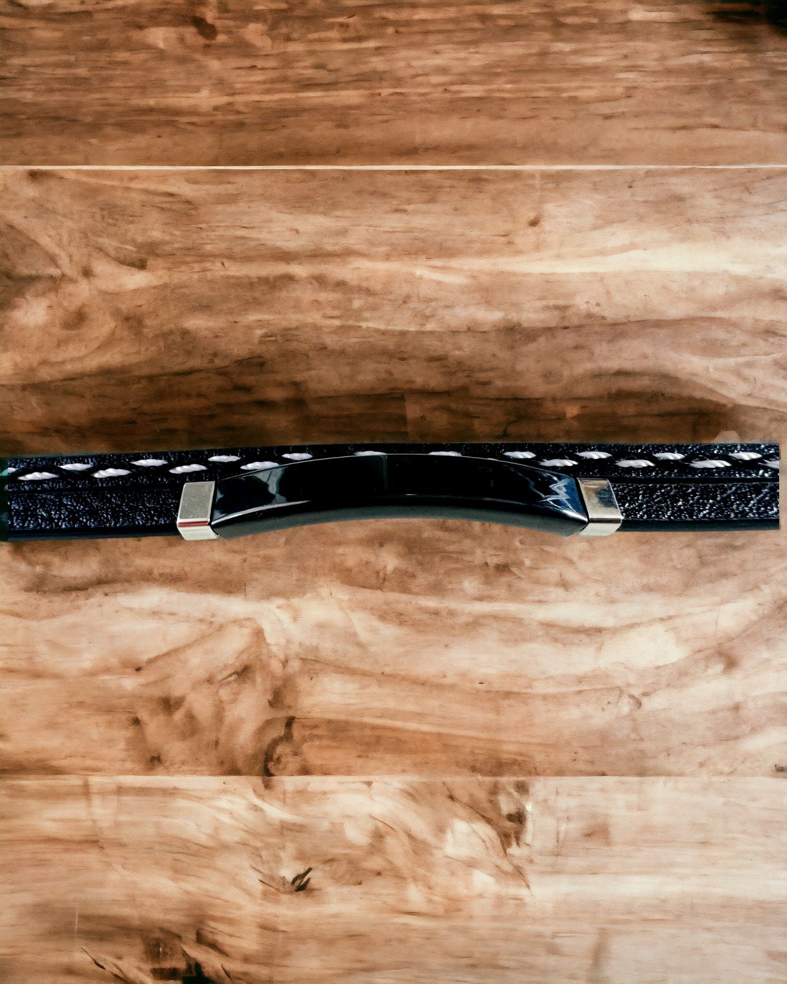 Športový náramok z PU kože a nehrdzavejúcej ocele s možnosťou gravírovania – 3 farby