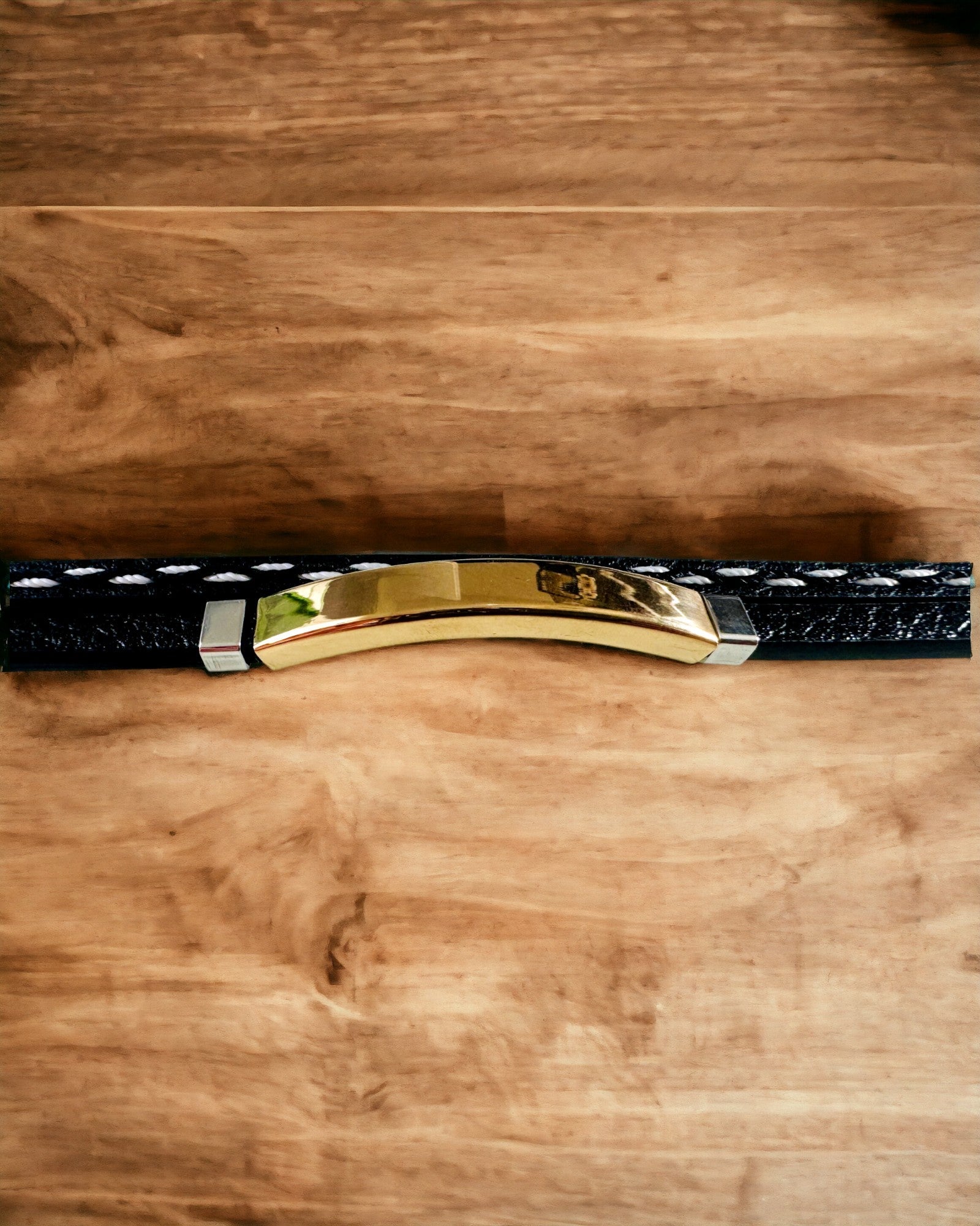 Športový náramok z PU kože a nehrdzavejúcej ocele s možnosťou gravírovania – 3 farby