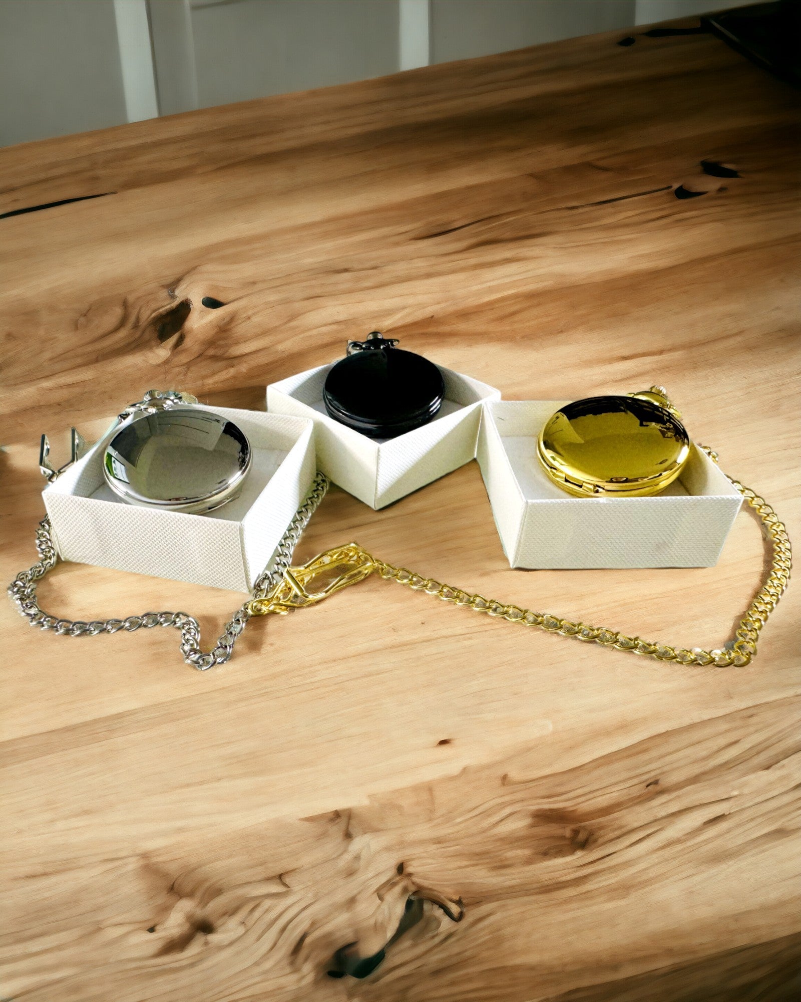 Vreckové hodinky zlatej farby s možnosťou gravírovania