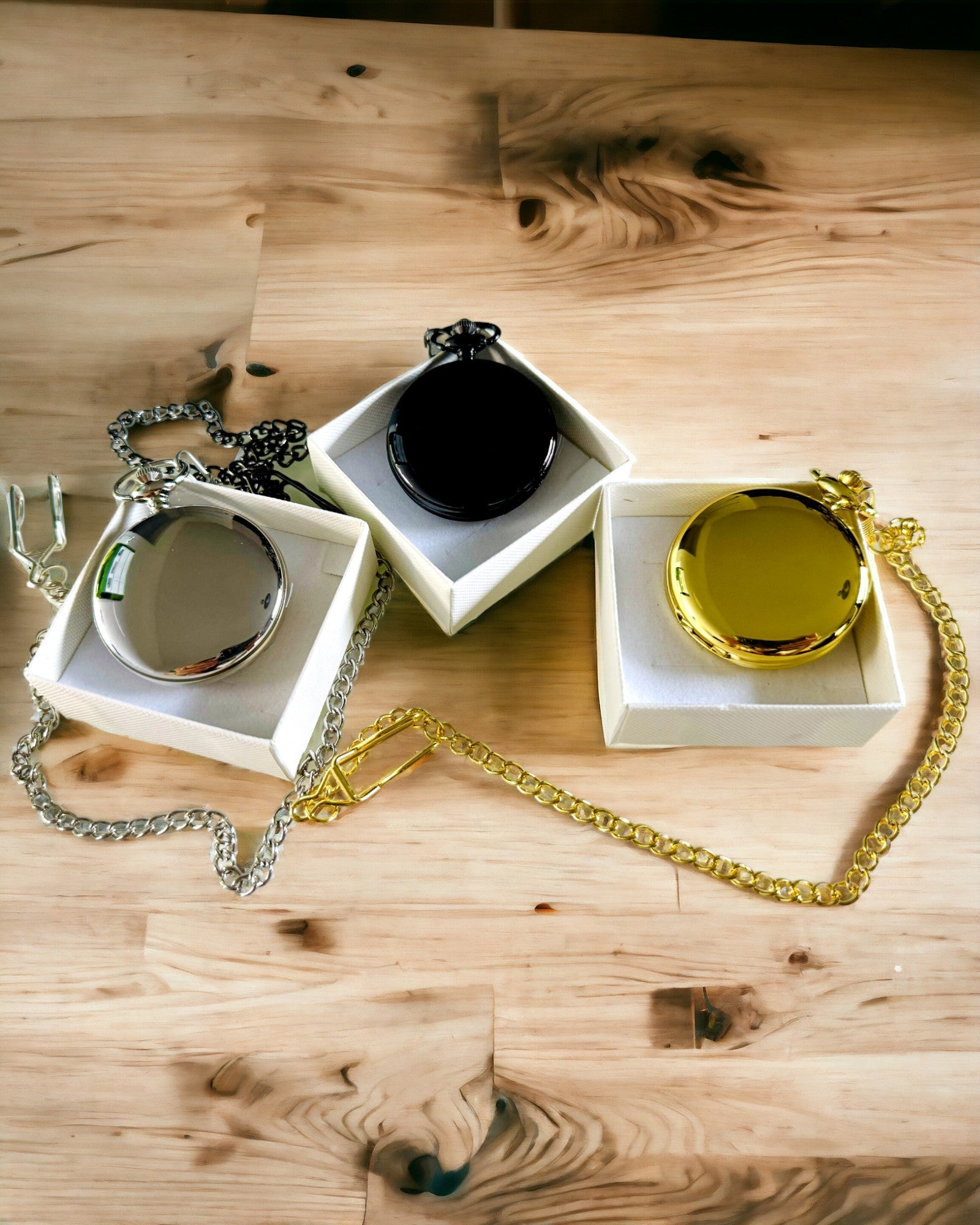 Vreckové hodinky zlatej farby s možnosťou gravírovania