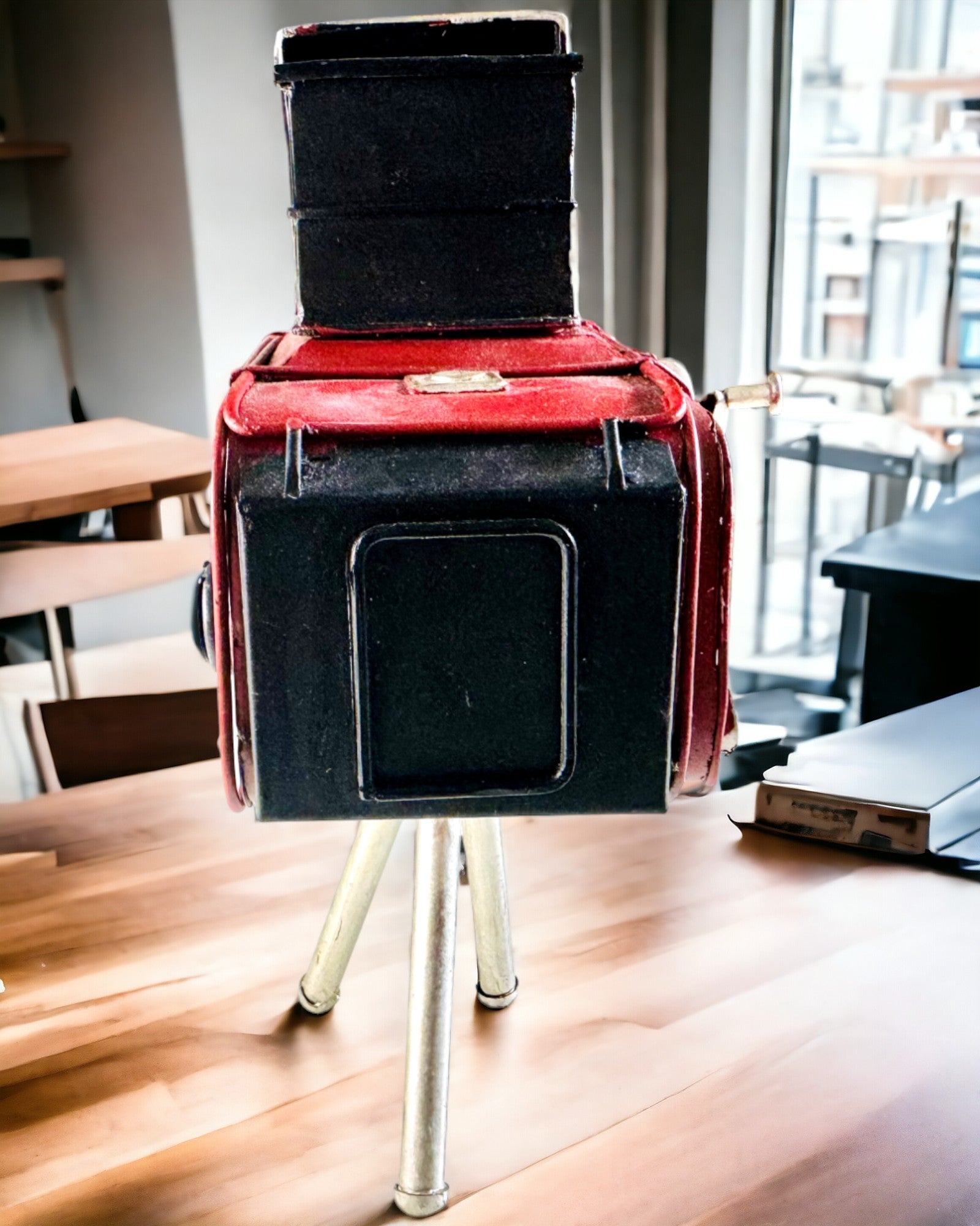 Dekoratívna figúrka "Retro Kamera Keystone" s možnosťou gravírovania