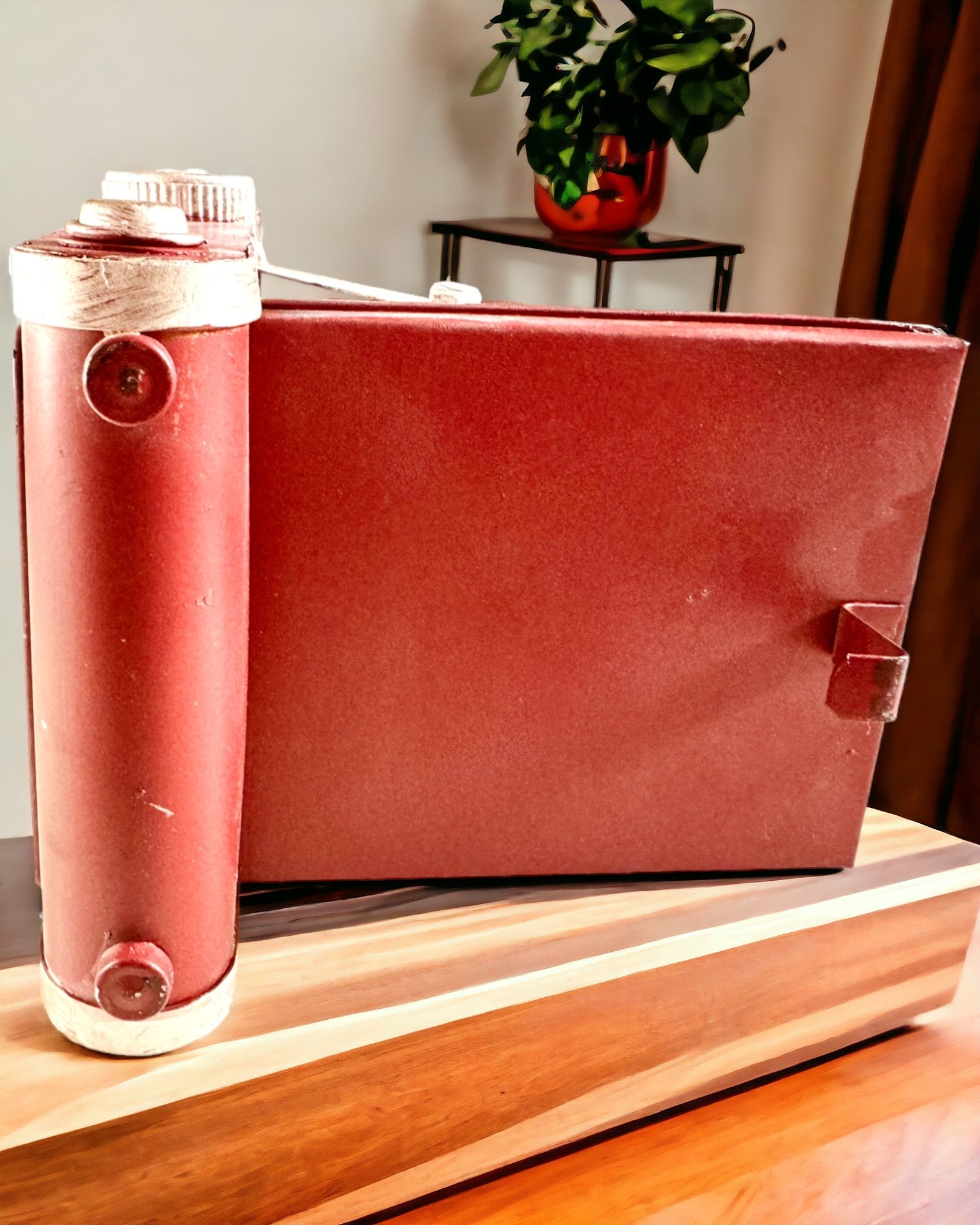 Vintage Vision: Dekoratívna Retro Kamera s Možnosťou Gravírovania