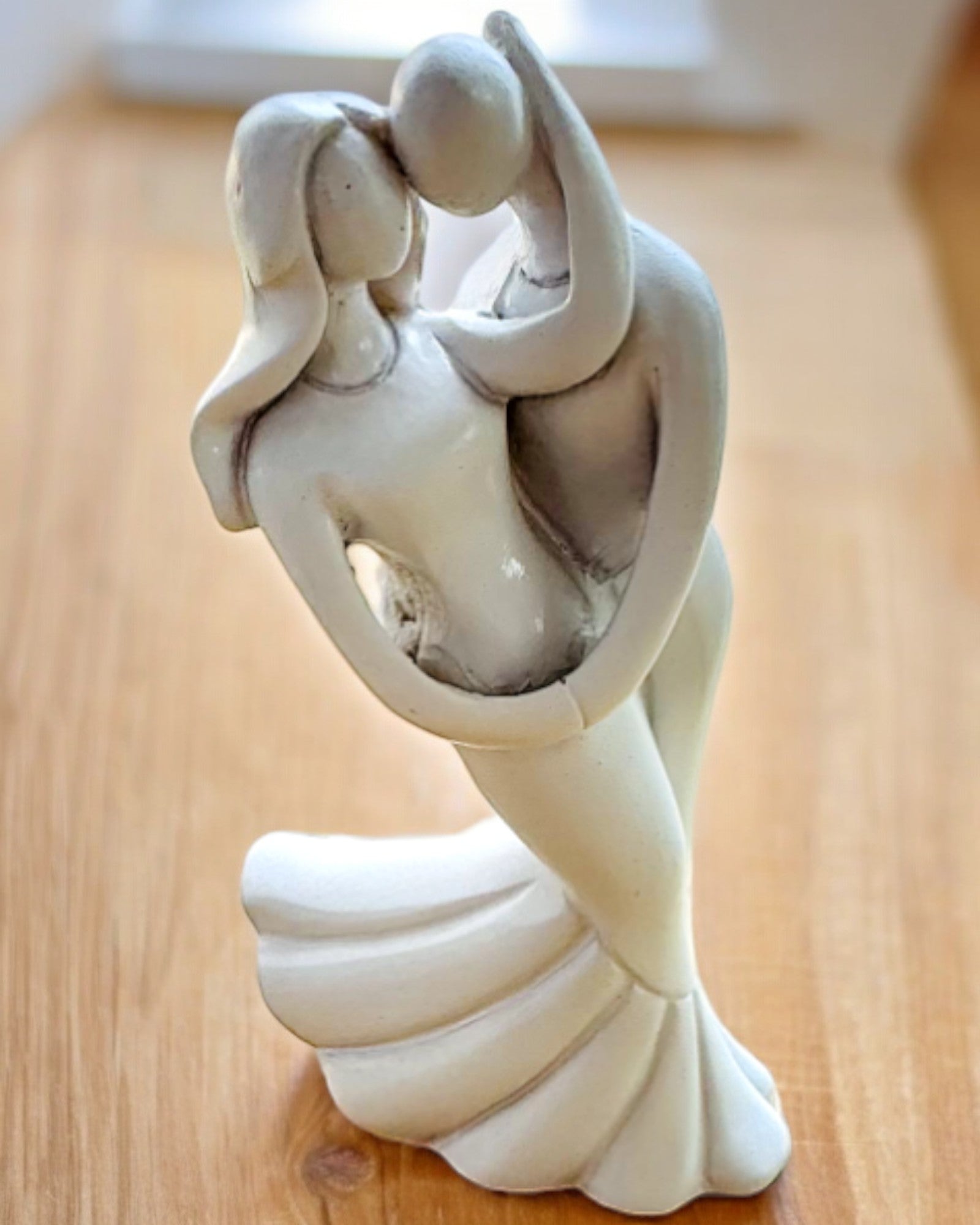 Elegantný Zväzok - Malá Dekoratívna Figúrka s Možnosťou Gravírovania - farba biela