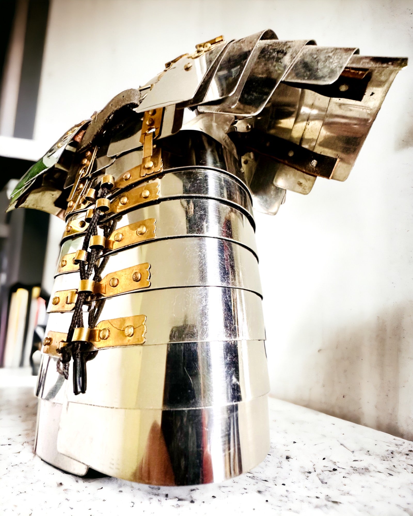 Zbroj Městského Bojovníka - Ručne Vyrobená, Možnosť Gravírovania, Výška Približne 40 cm