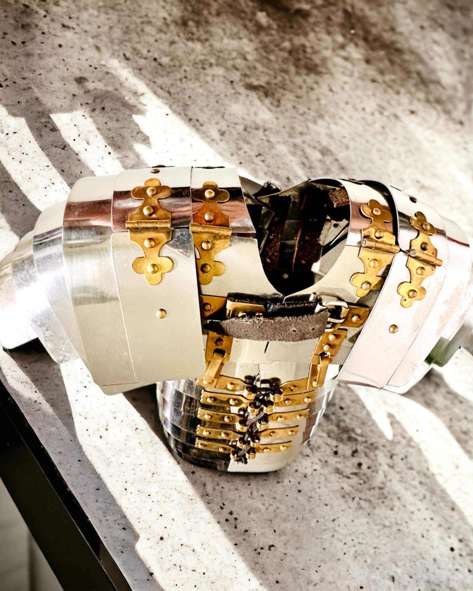 Zbroj Městského Bojovníka - Ručne Vyrobená, Možnosť Gravírovania, Výška Približne 40 cm