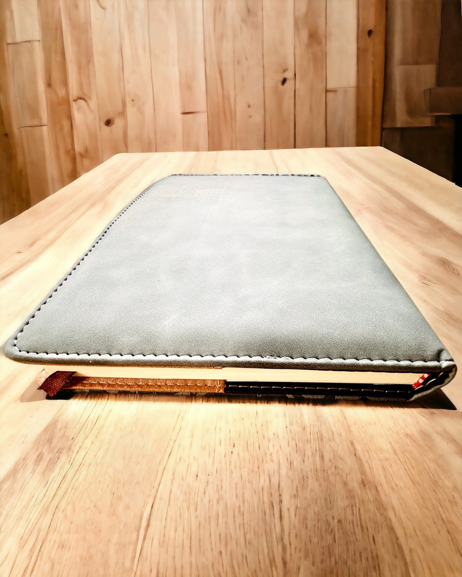 Exkluzívny Zápisník, PU koža, A5 so Zámkom na Kód - "Secret Journal", personalizácia gravírovaním