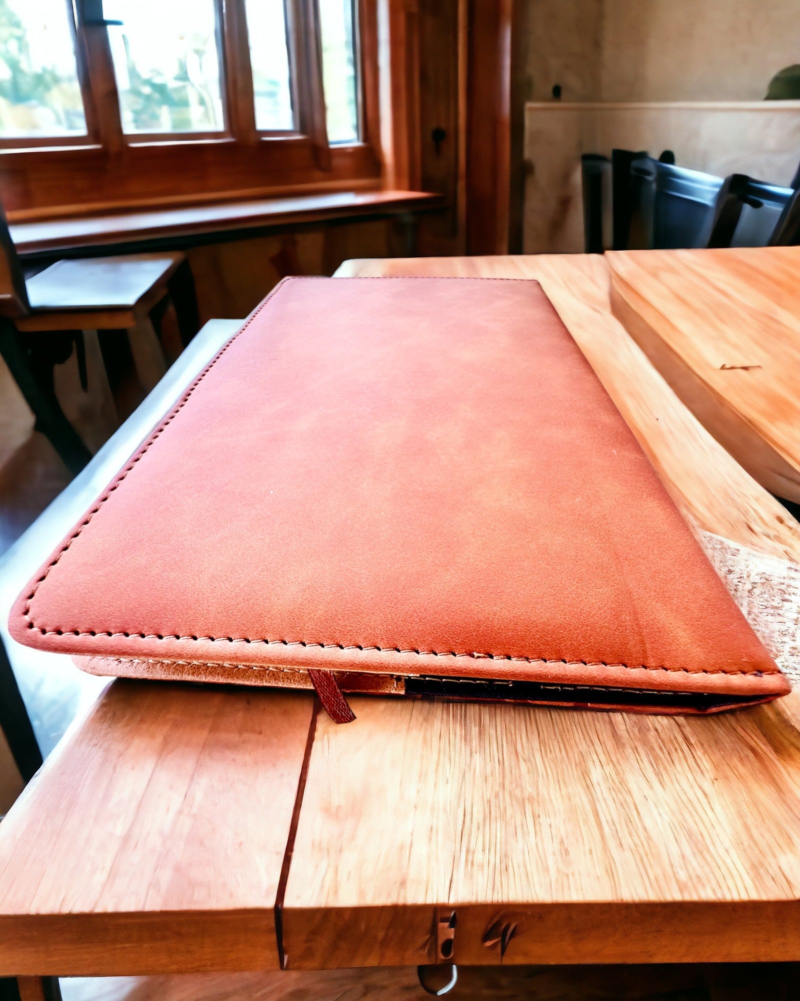 Exkluzívny Zápisník, PU koža, A5 so Zámkom na Kód - "Secret Journal", personalizácia gravírovaním