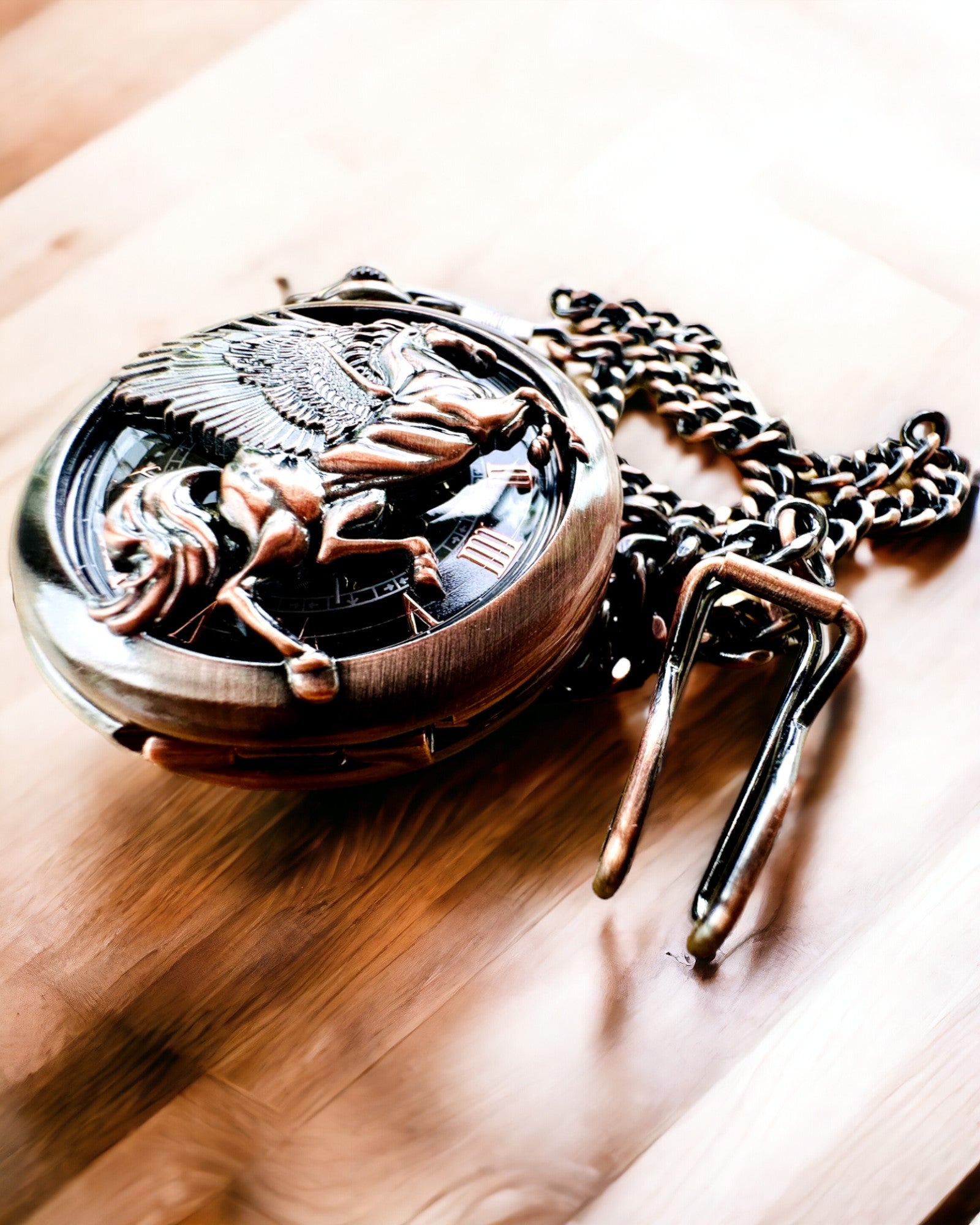 Vreckové hodinky "Equus Tempus" - Farba: Hnedá, Ružové Zlato s motívom koňa, možnosť personalizácie gravírovaním