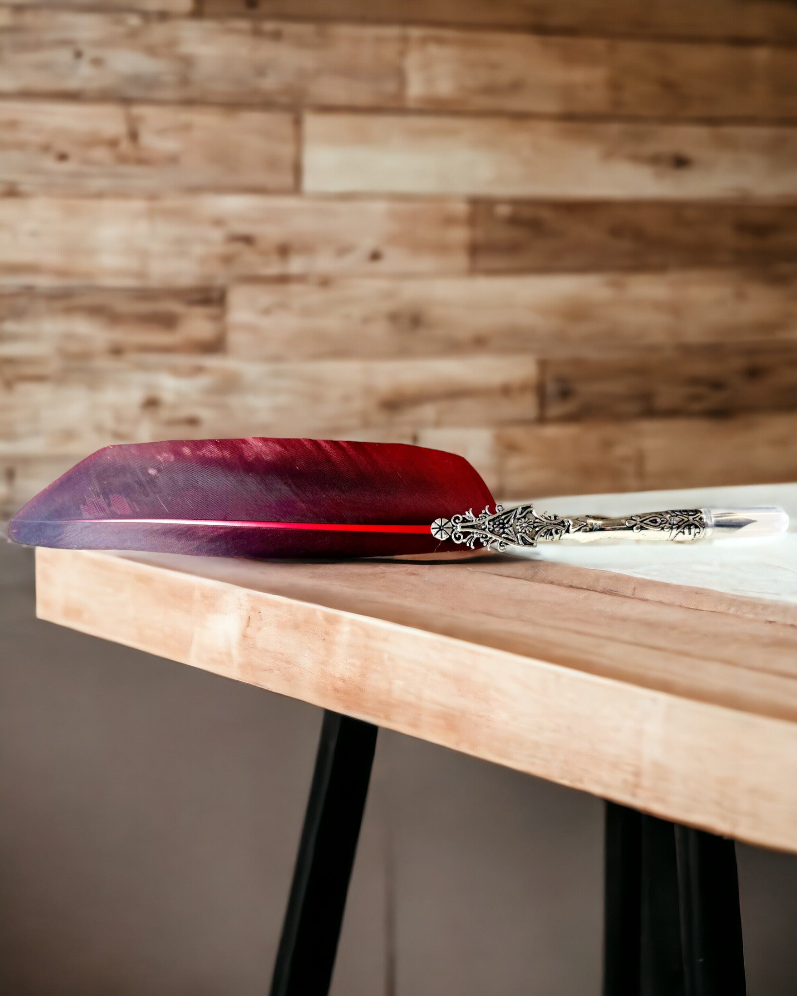 Vintage kaligrafické pero s prírodným husím perom – Ideálny darček na Deň matiek alebo pre učiteľa. Gravírovanie