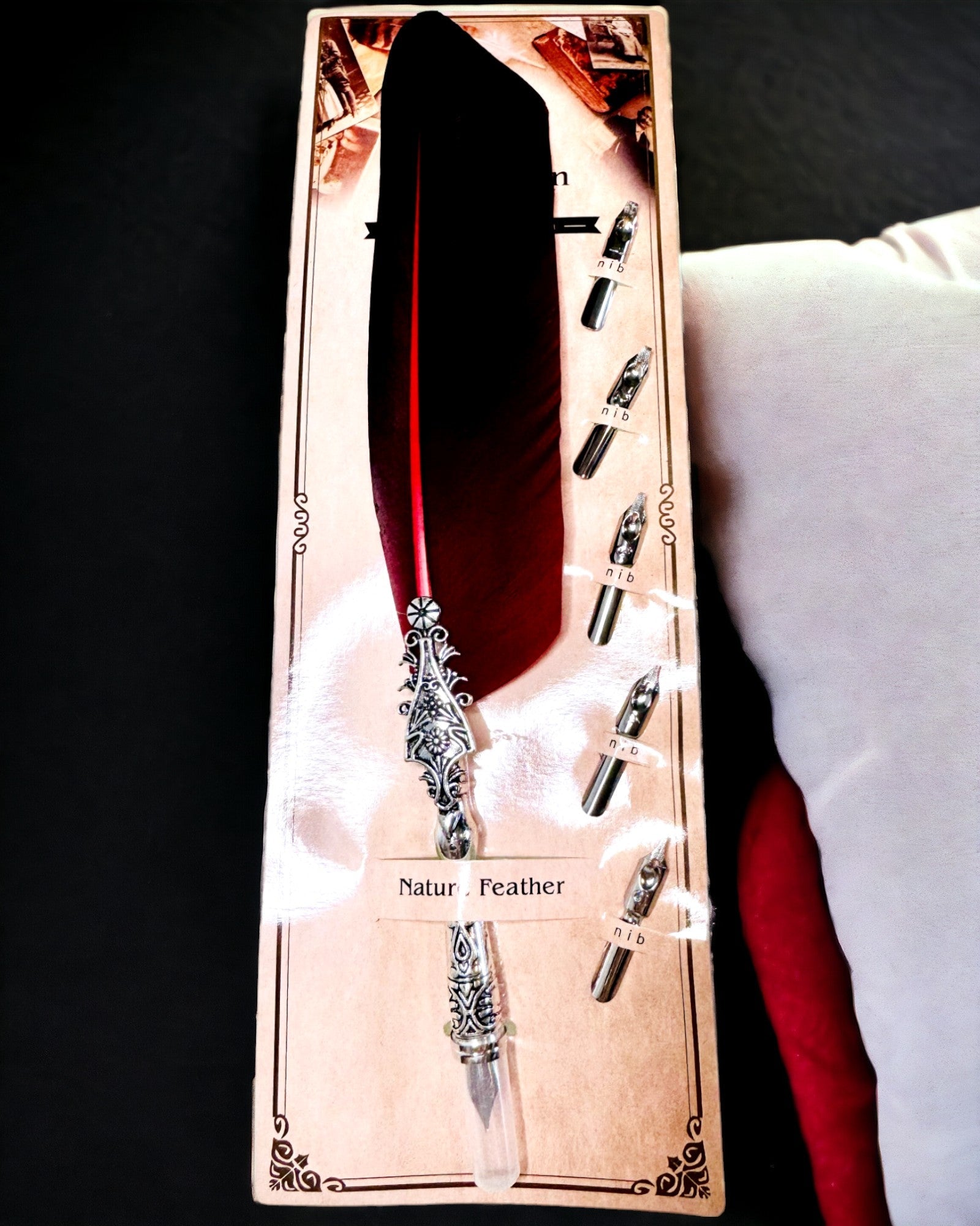 Vintage kaligrafické pero s prírodným husím perom – Ideálny darček na Deň matiek alebo pre učiteľa. Gravírovanie