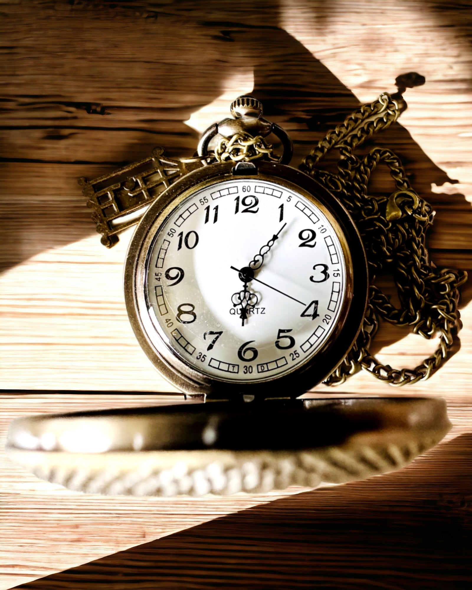 Vreckové hodinky "Motýlia elegancia" s možnosťou personalizácie gravírovaním