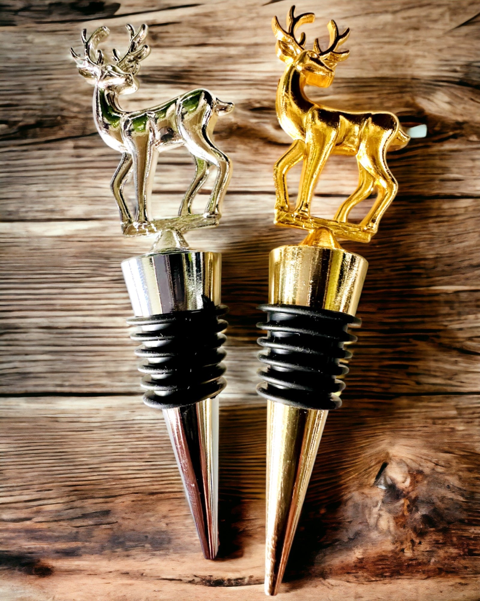 Exkluzívny Kovový Zátka na Víno s Jeleňom - Elegantný a Funkčný, možnosť personalizácie gravírovaním