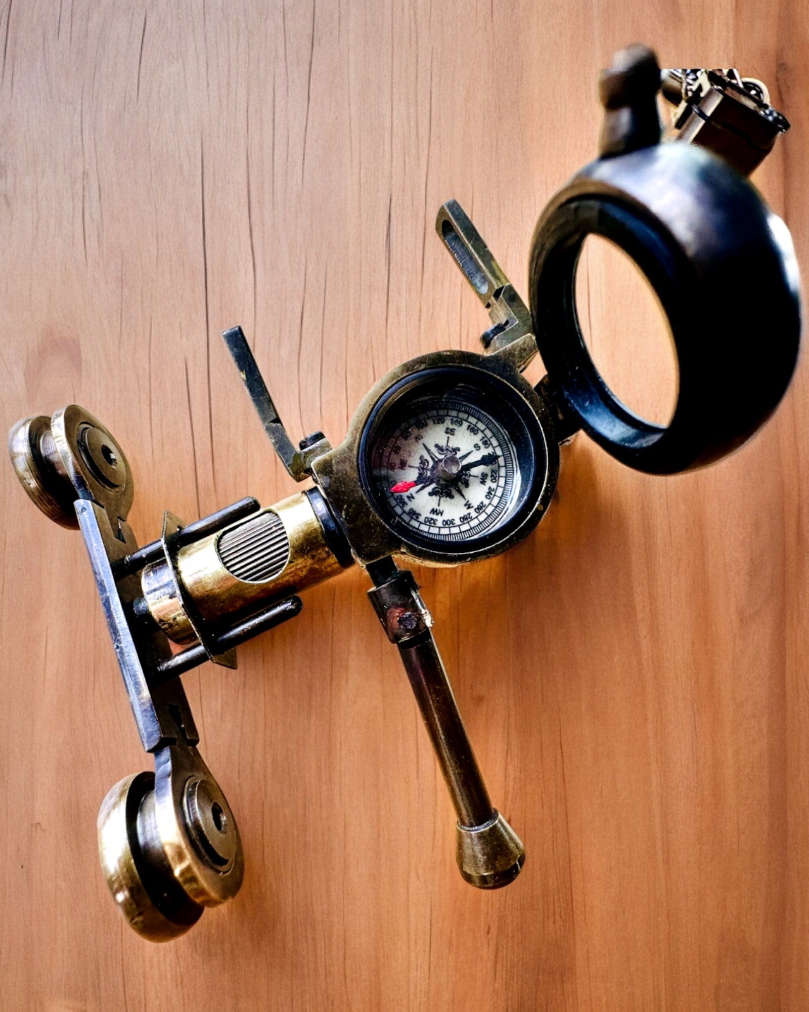 Binocular Nautica - Exkluzívny Vintage Doplnok - Ručne Vyrobené s Možnosťou Gravírovania, dekorácia do kancelárie, premium