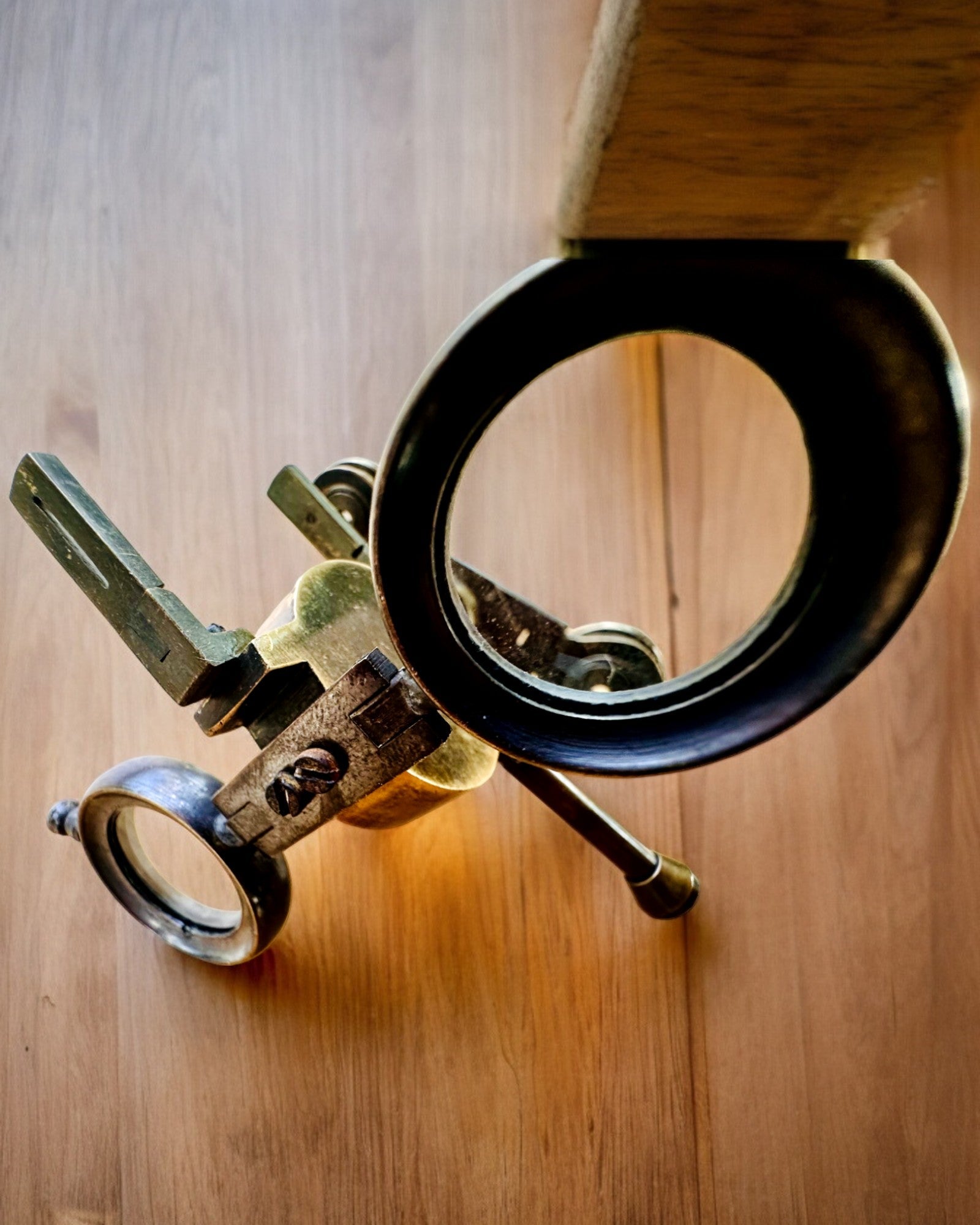 Binocular Nautica - Exkluzívny Vintage Doplnok - Ručne Vyrobené s Možnosťou Gravírovania, dekorácia do kancelárie, premium