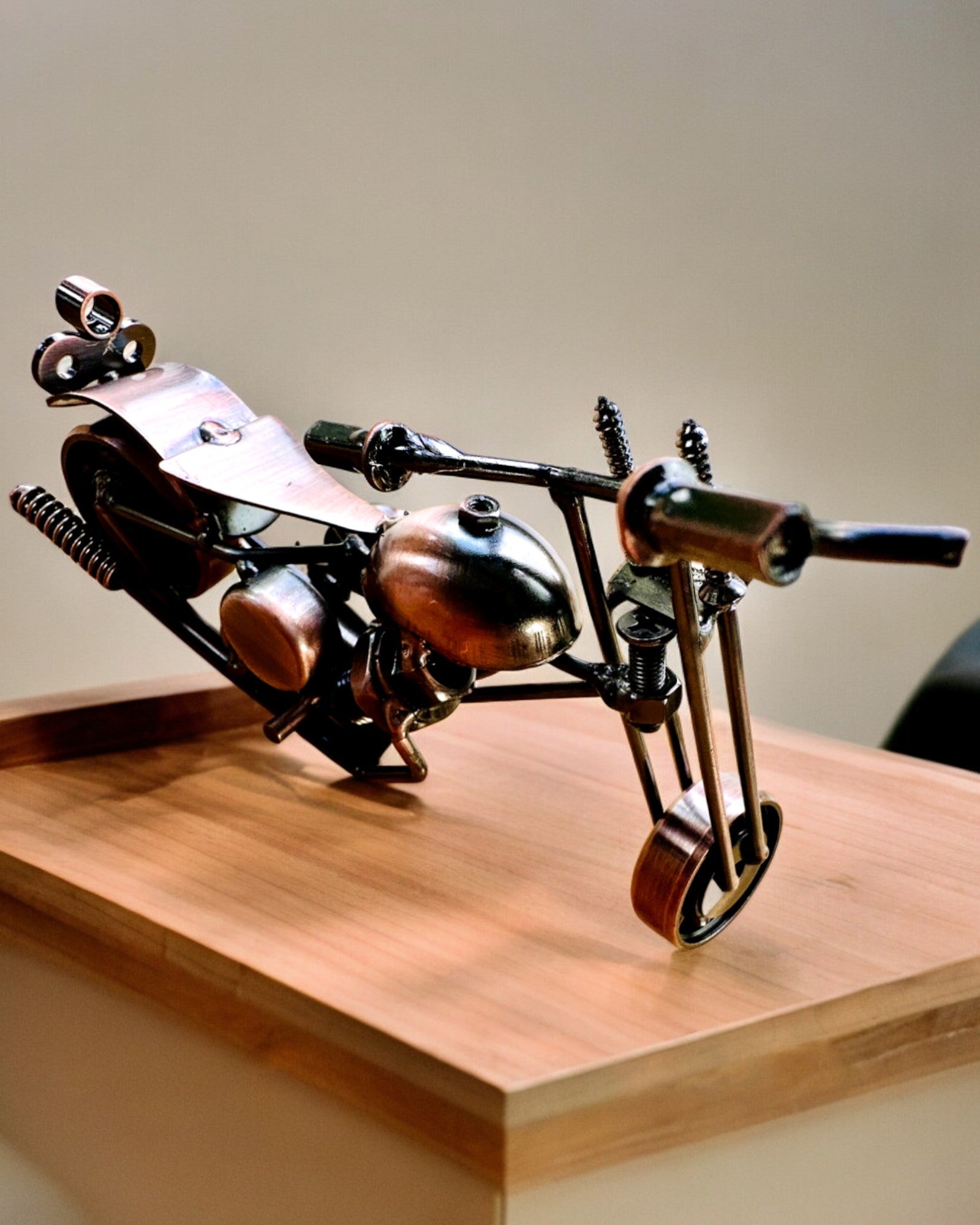 Ručne vyrobený model motocykla zo železa, Chopper, personalizácia, gravírovanie na darček