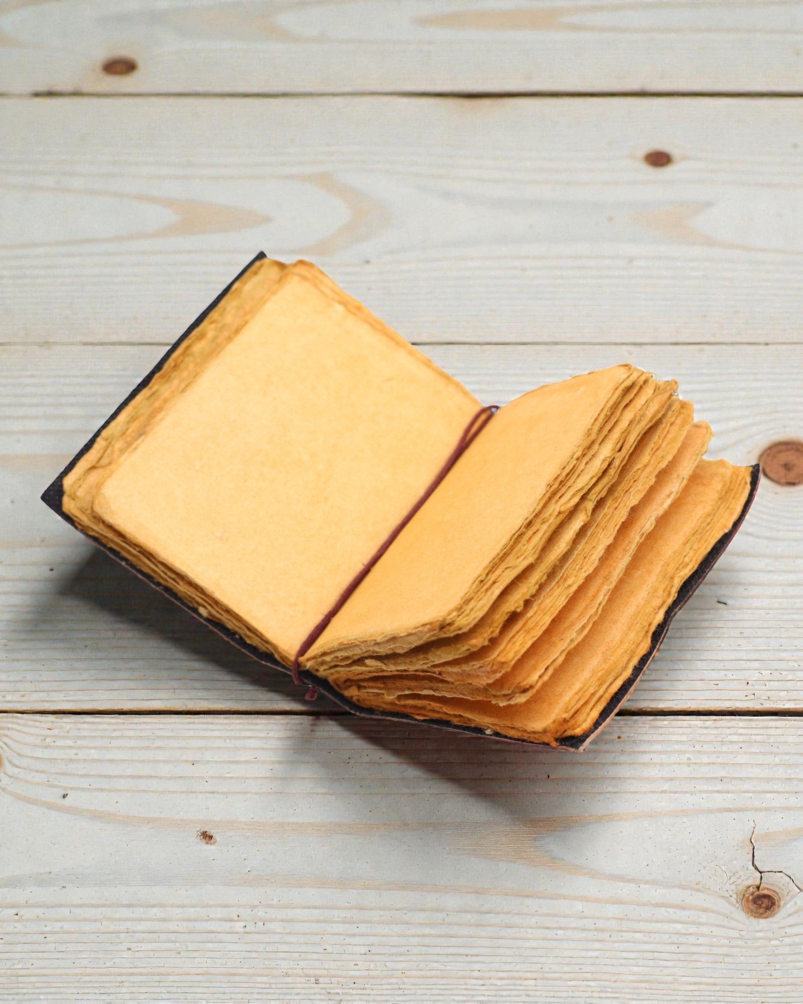 Dies Bona – kožený zápisník Nie každý deň môže byť dobrý