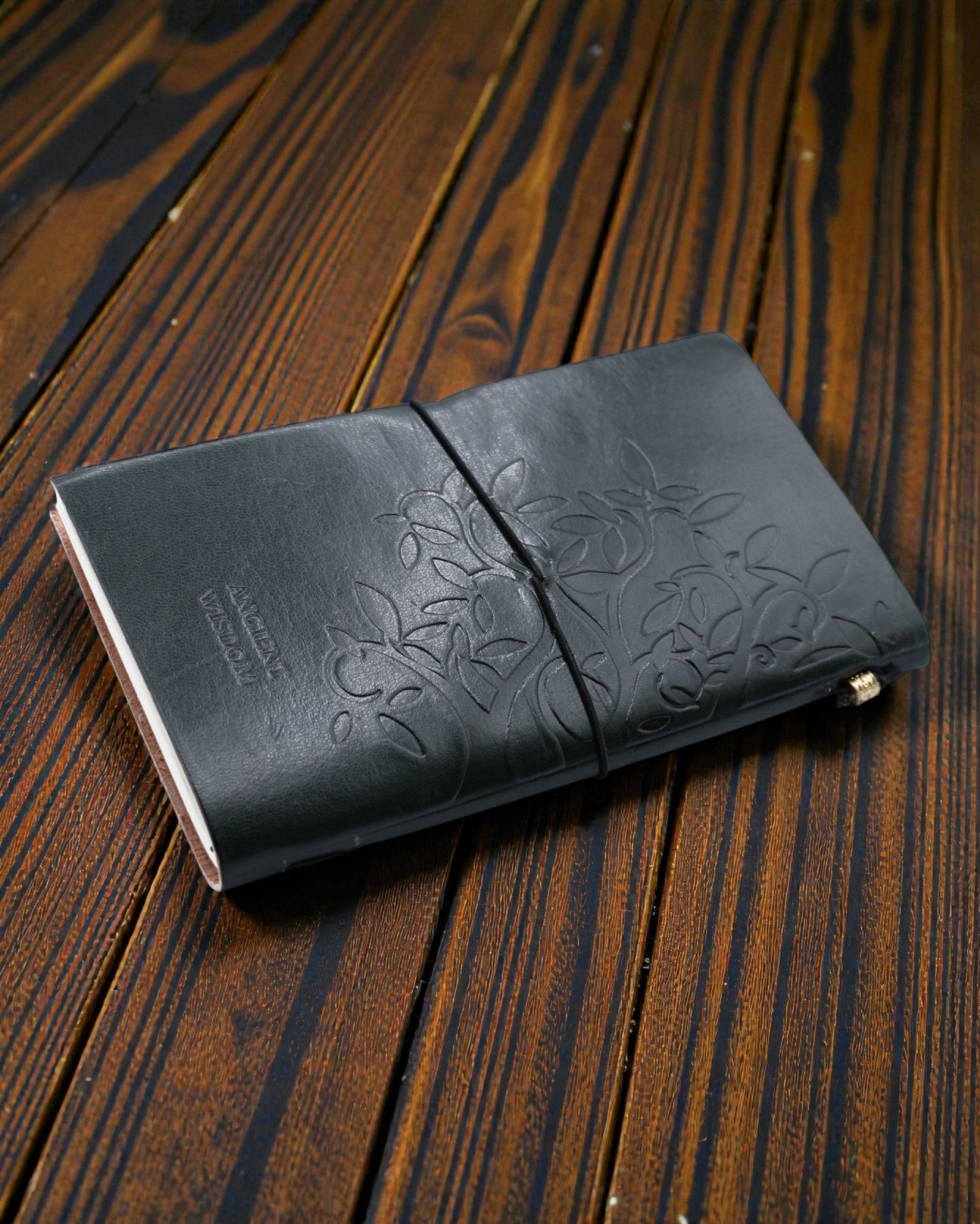 Ręcznie Wykonany Skórzany Notatnik Green Wisdom – Tree of Life (80 stron)