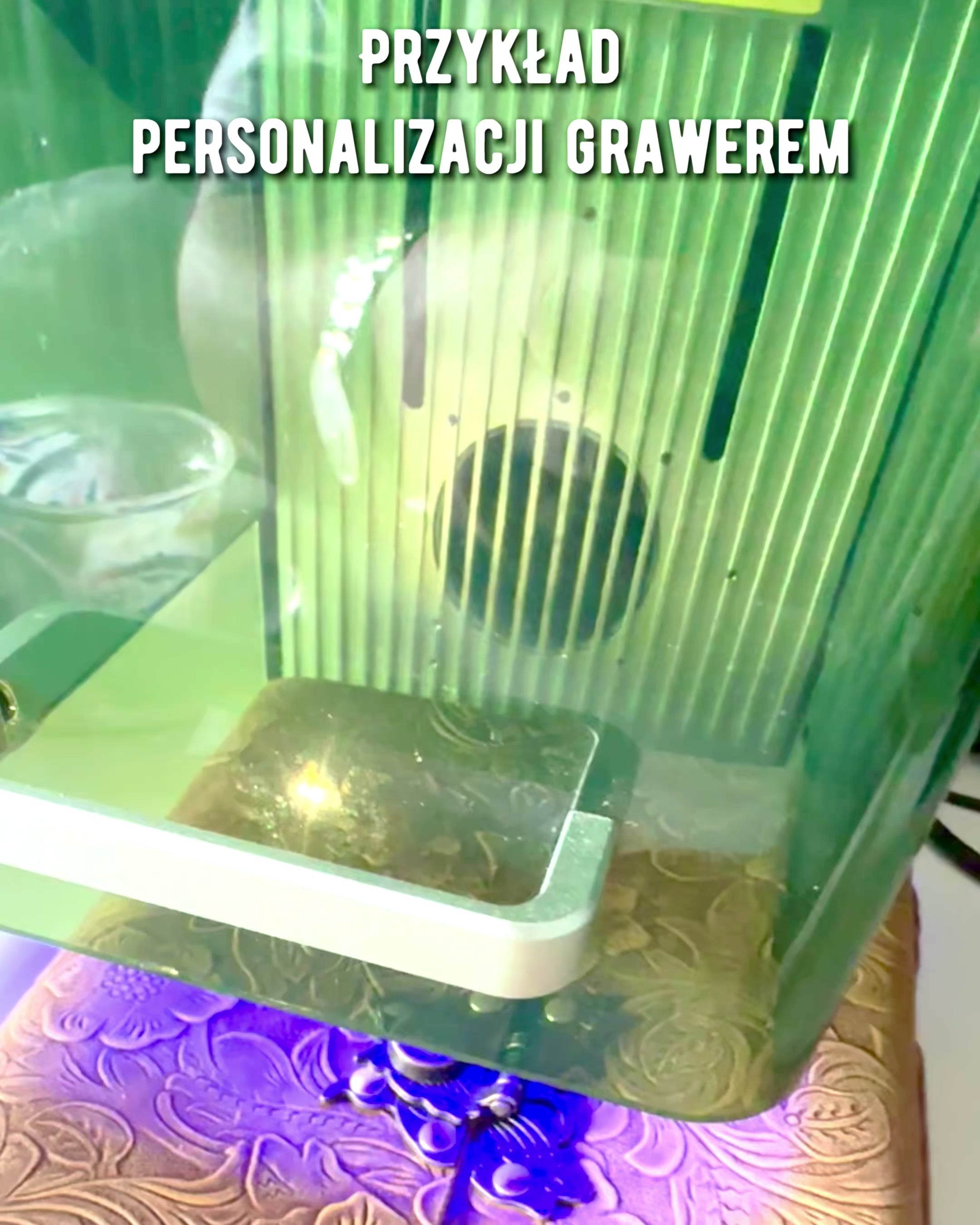 Luxusný Retro Zápisník s Koženým Obalom - "Vintage Elegance", 480 strán, možnosť personalizácie gravírovaním