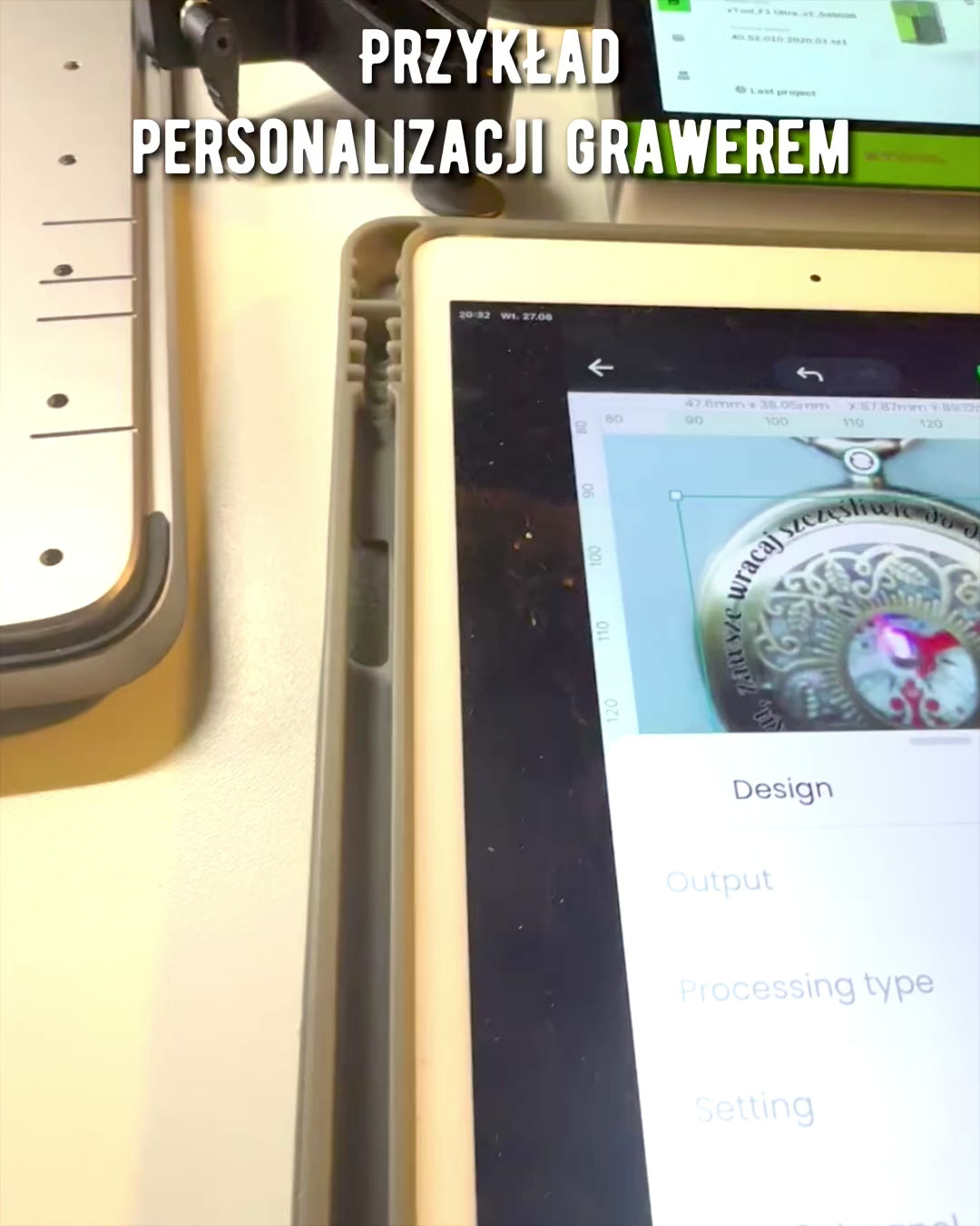 Kompas Nawigacyjny w Stylu Vintage z Ażurowym Wzorem – kolor brązowo-złoty